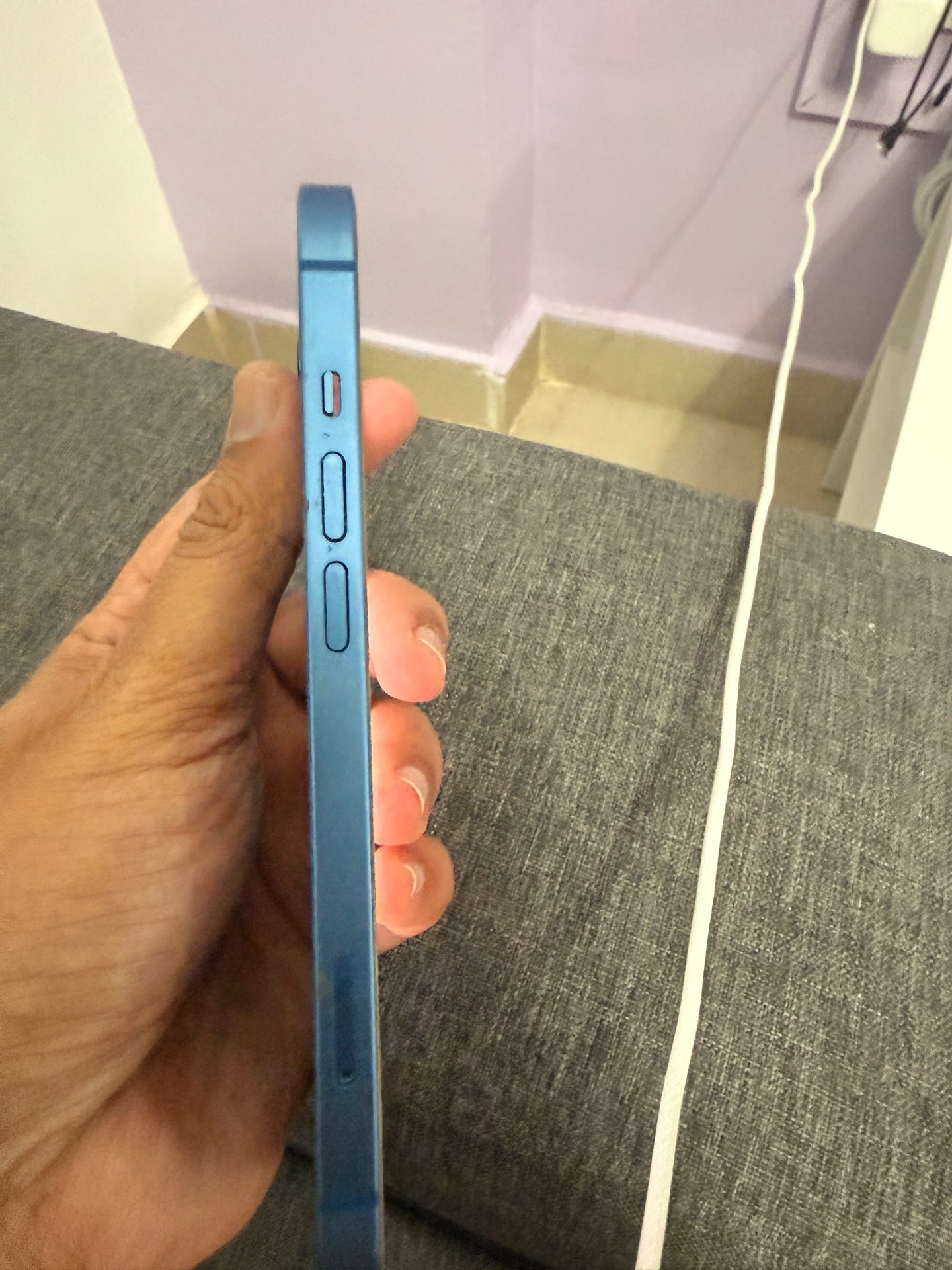 I phone 13 - Image 3