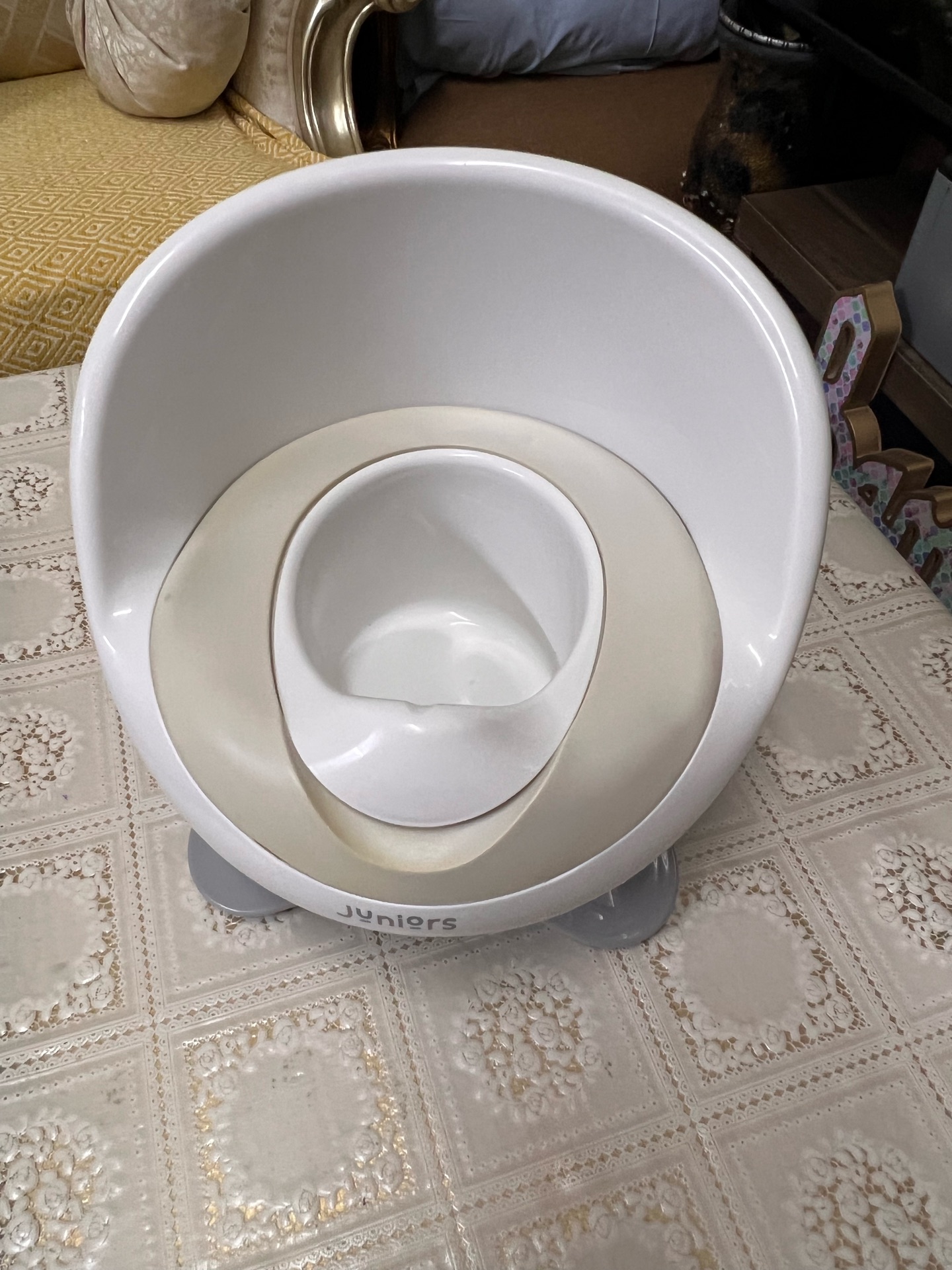 Baby food table and potty training chair  - Image 3