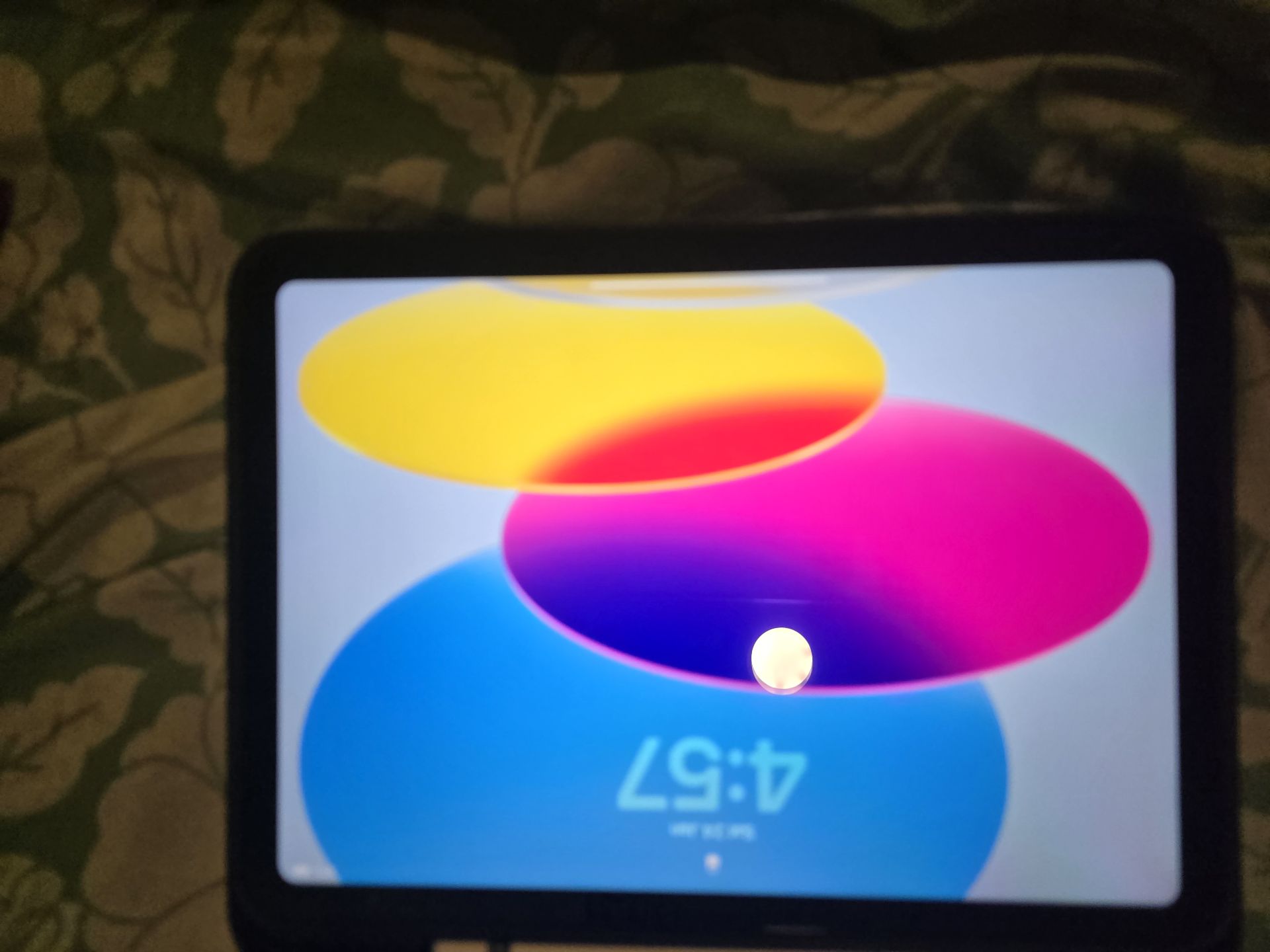 iPad 10th gen 11 inch - Image 3