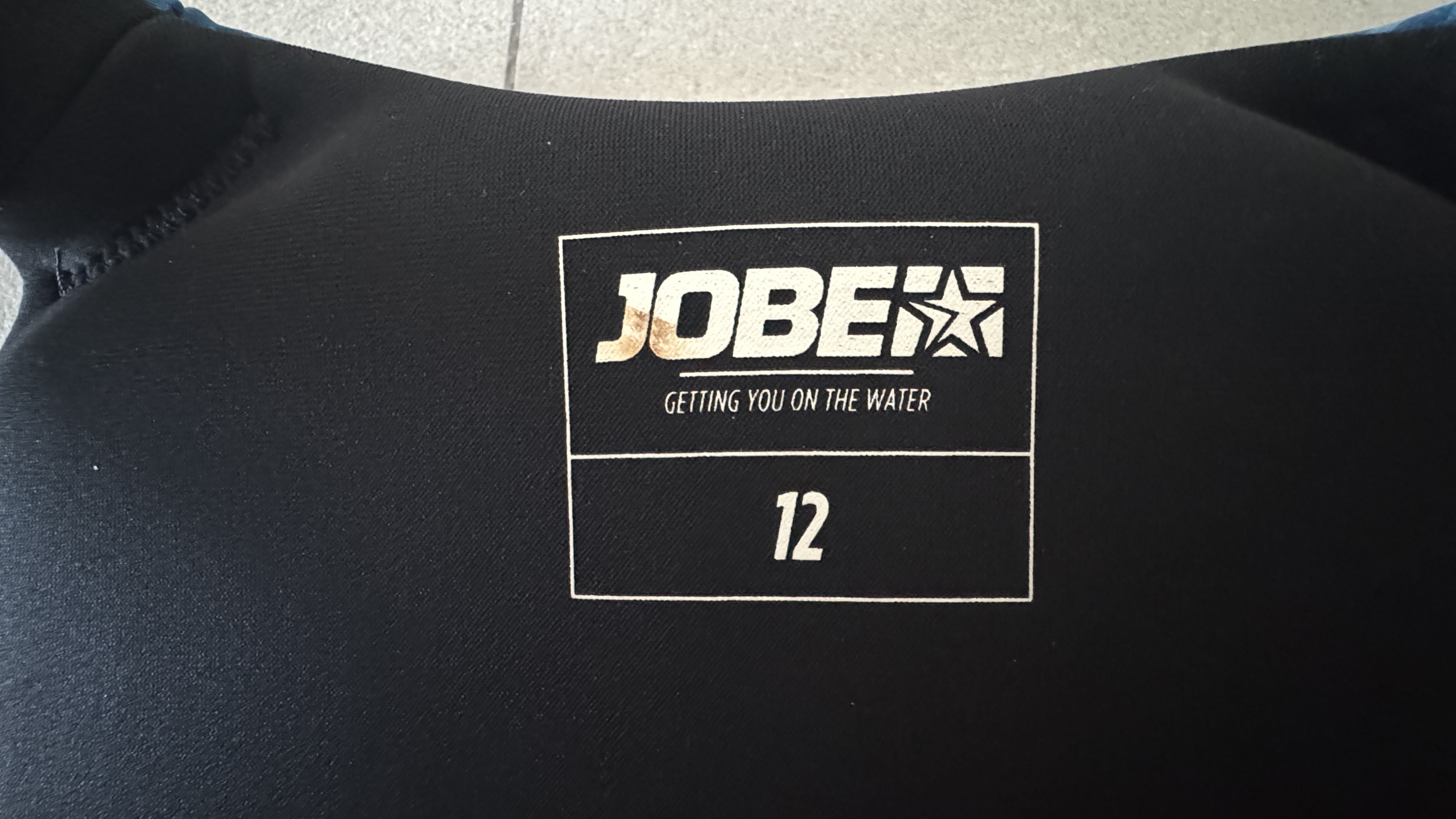 JOBE life vest - Image 3