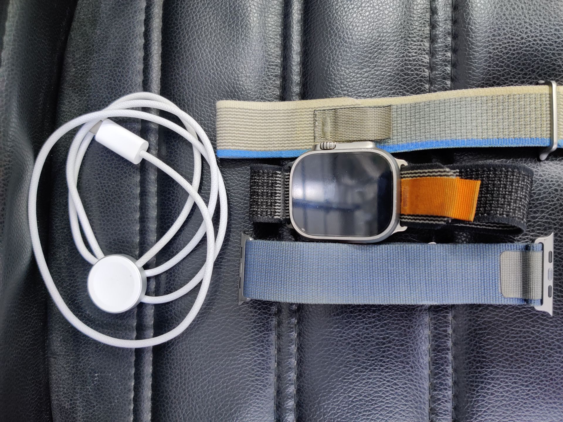 Apple Watch Ultra 2  super condition  - Image 4