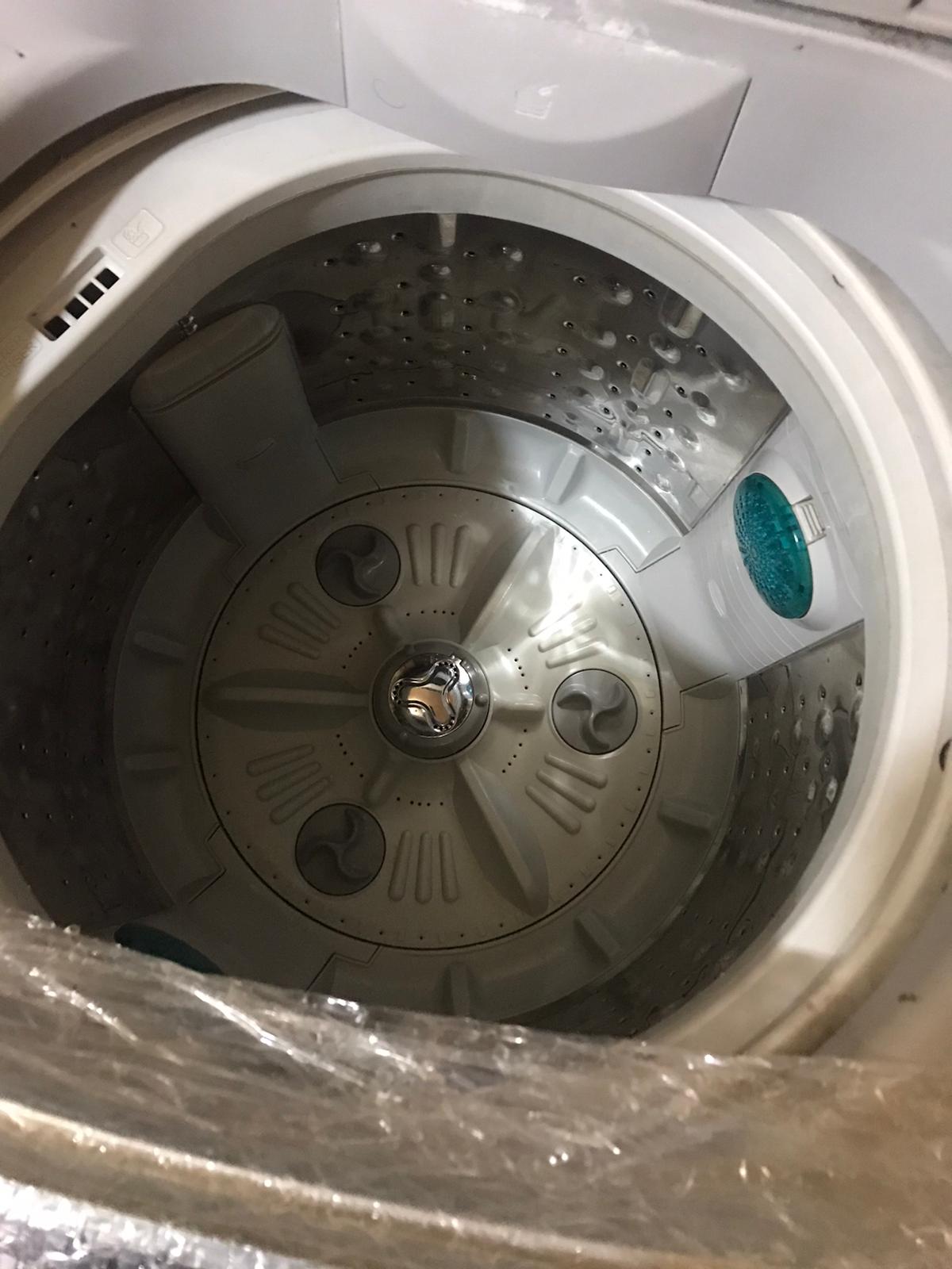LG Turbo drum 10kg Washing maching For Sale - Image 3