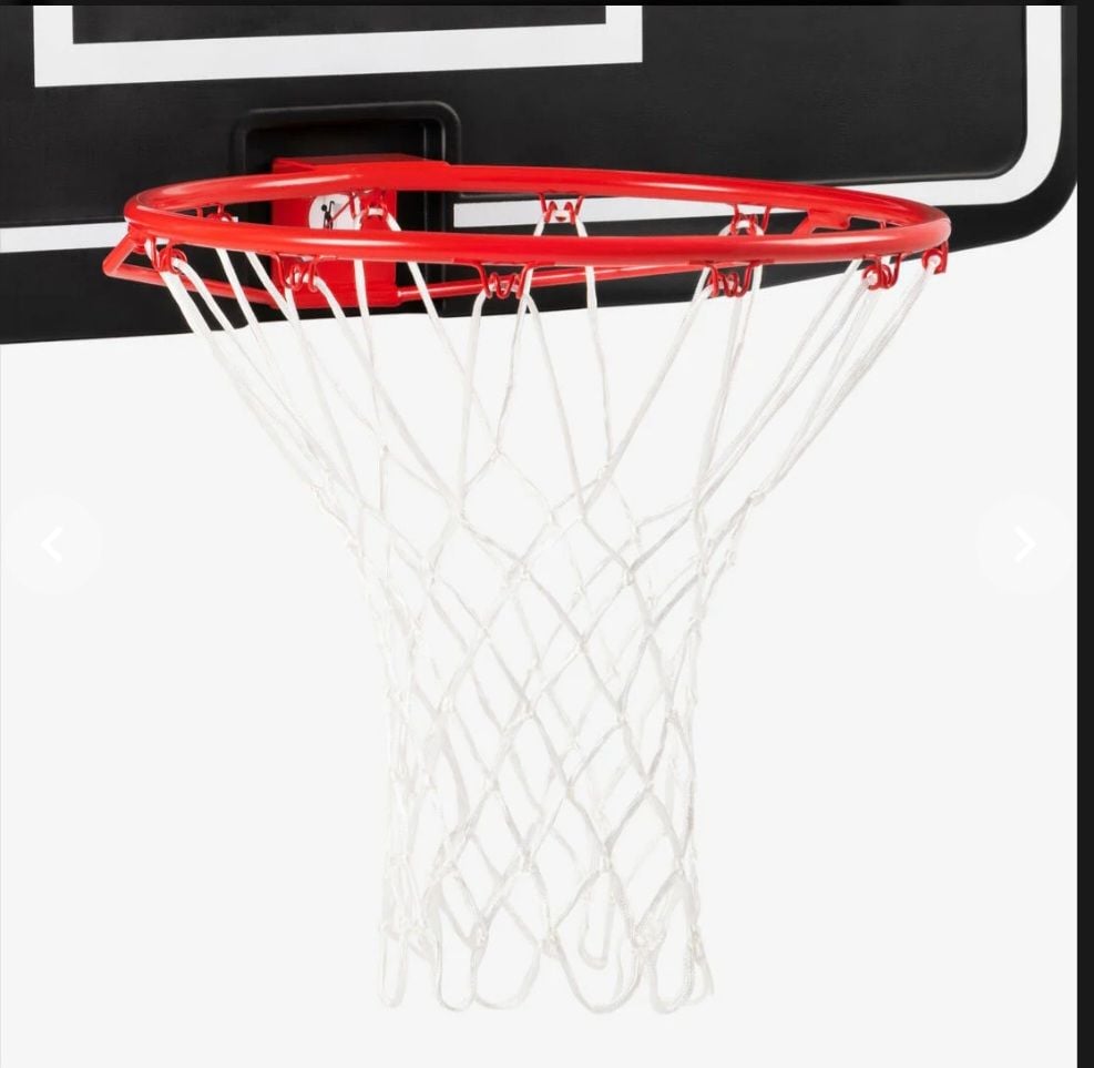 B100 Basketball Hoop Set - Image 4
