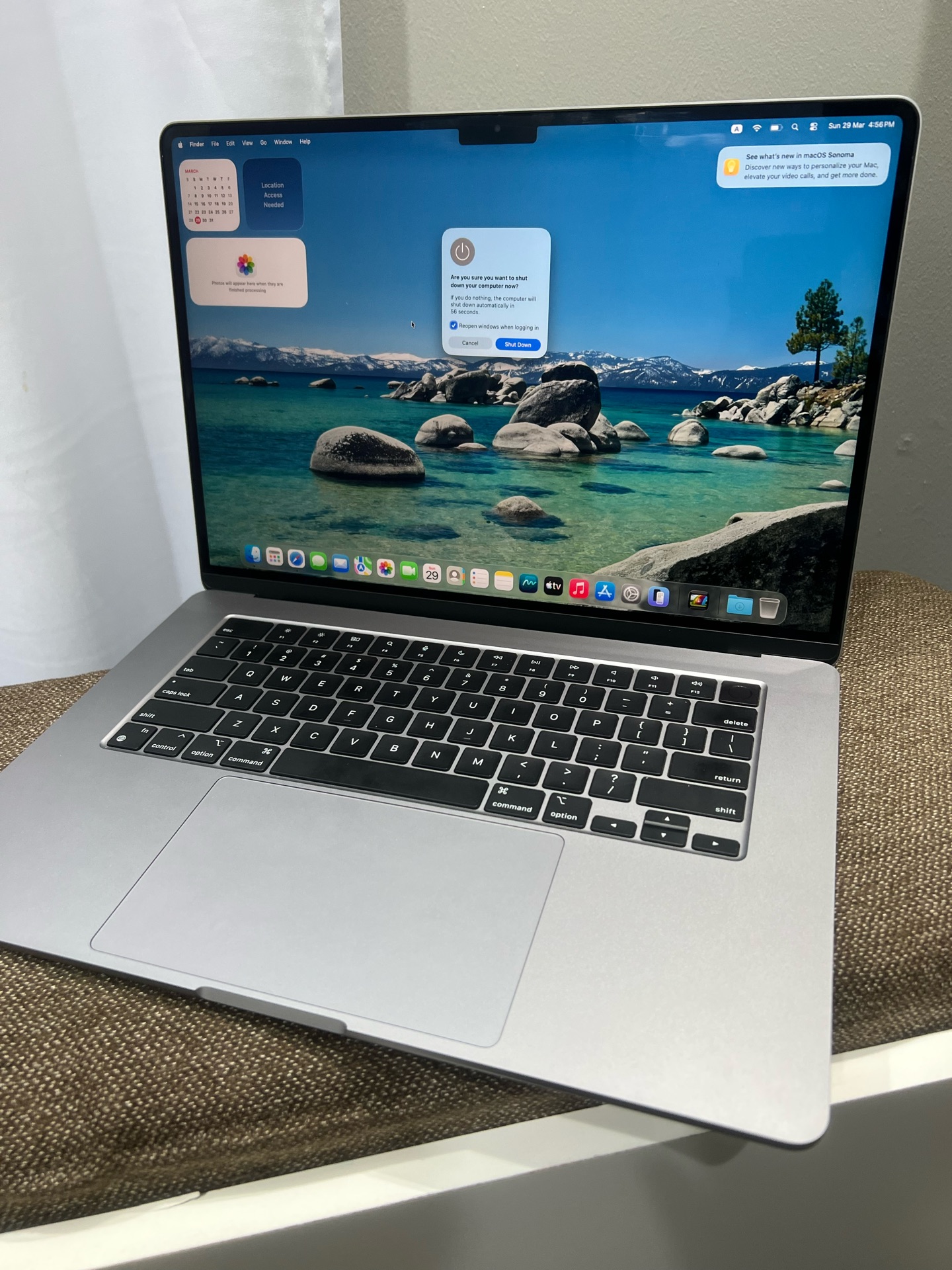 MacBook Air m2 - Image 4