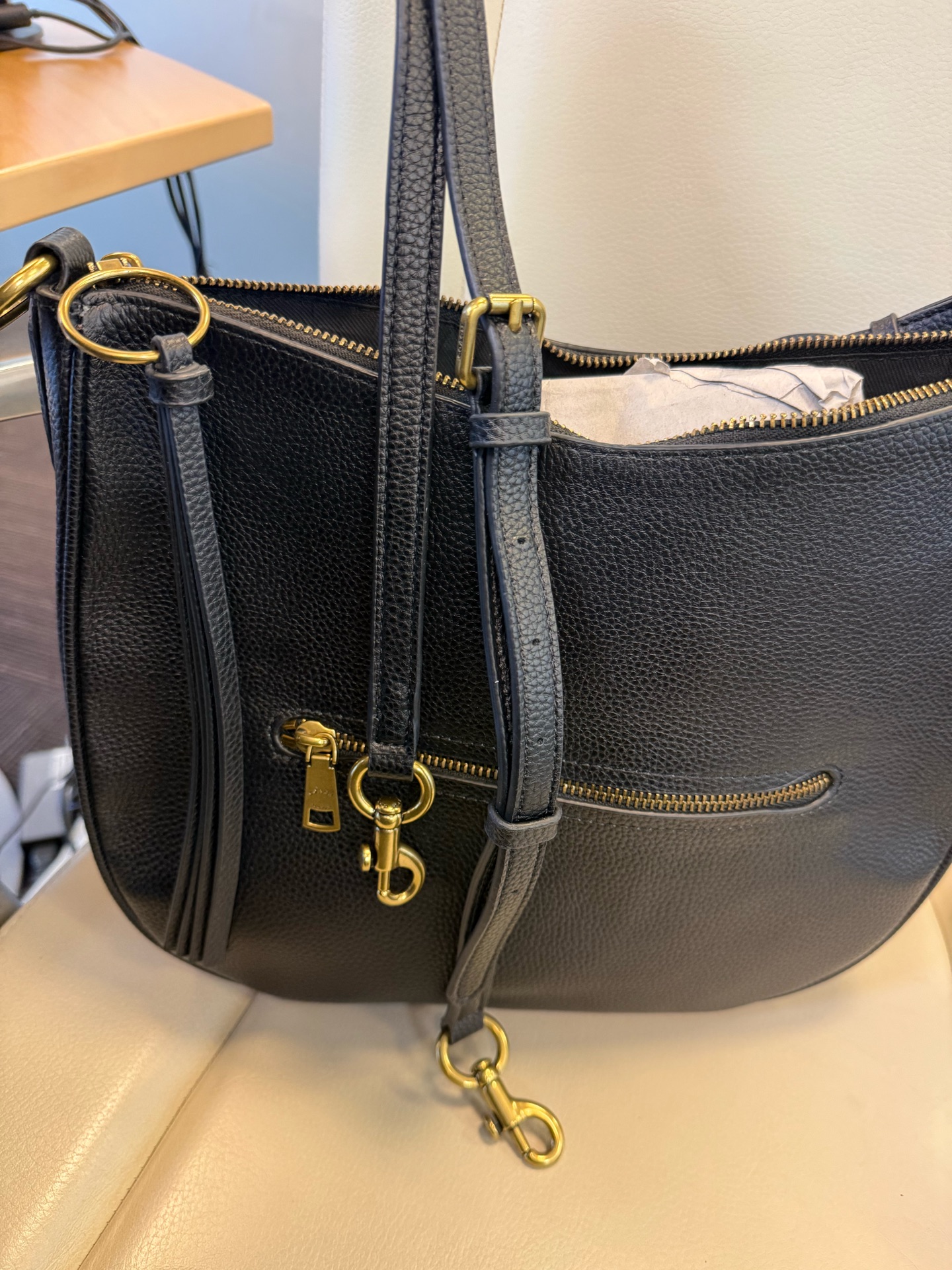 Coach Black Pebbled Leather Shoulder Bag – Like New - Image 3