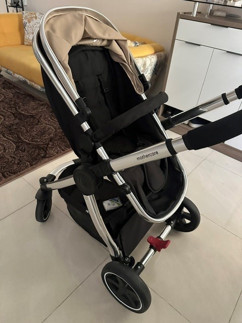 Baby Stroller 2 in 1 like new - Image 1
