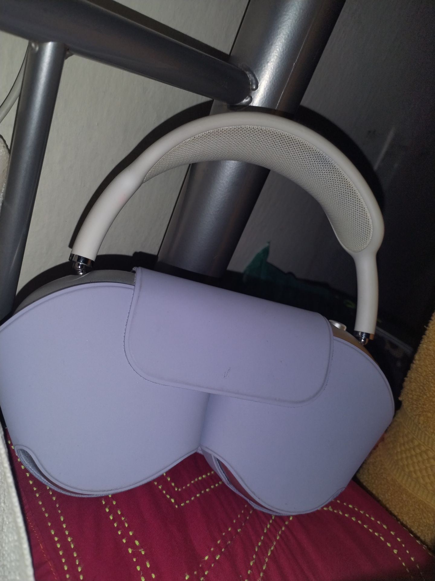 Airpods max - Image 4