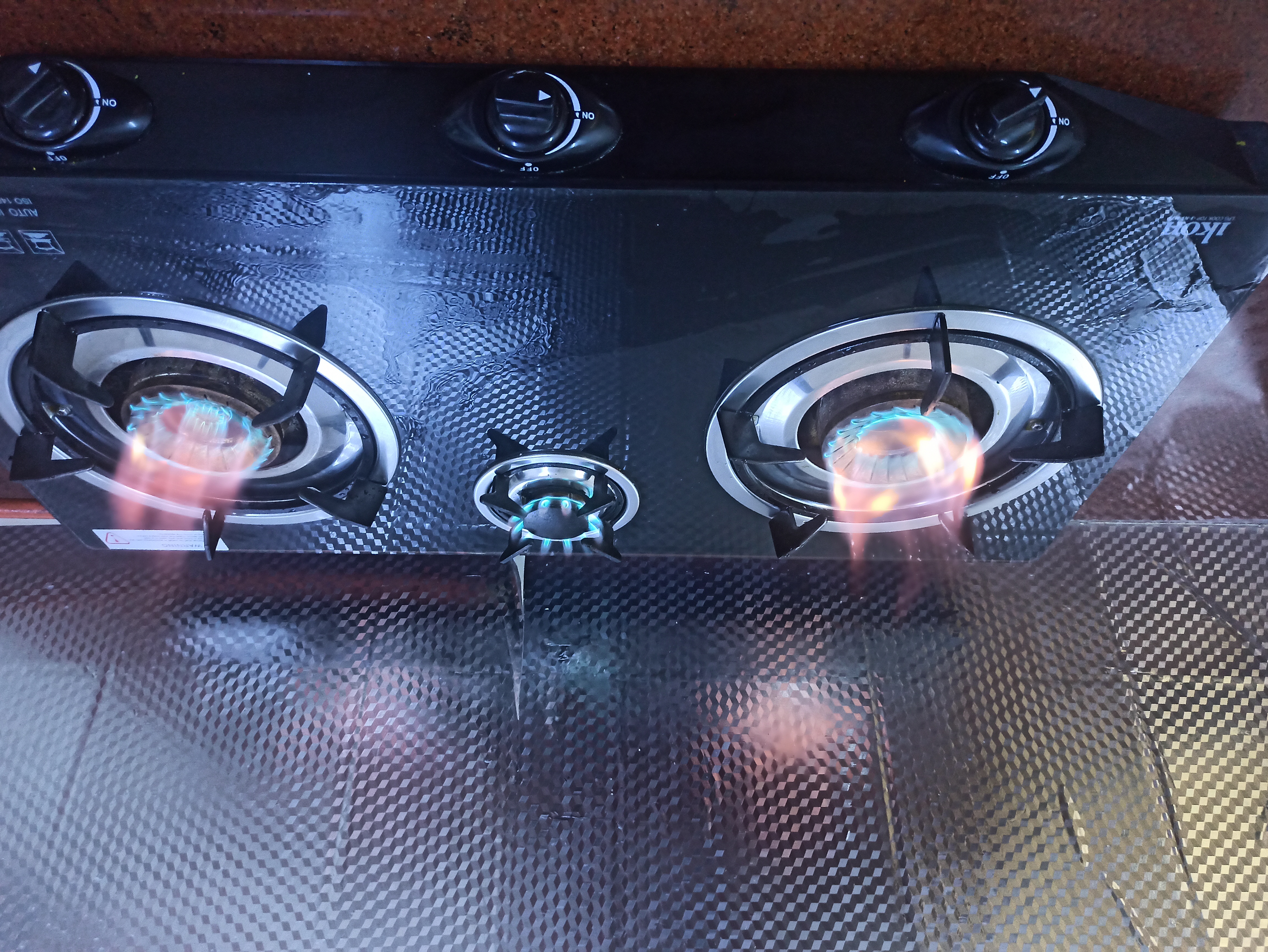 iKon LPG CookTop 3-N5-M75 Auto ignition - Image 1
