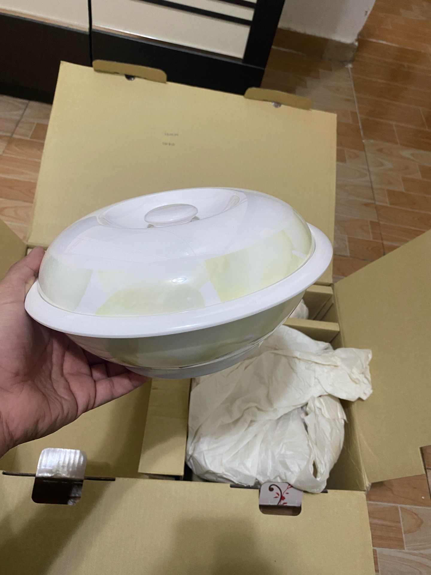 Melamine crockery Set - Image 1