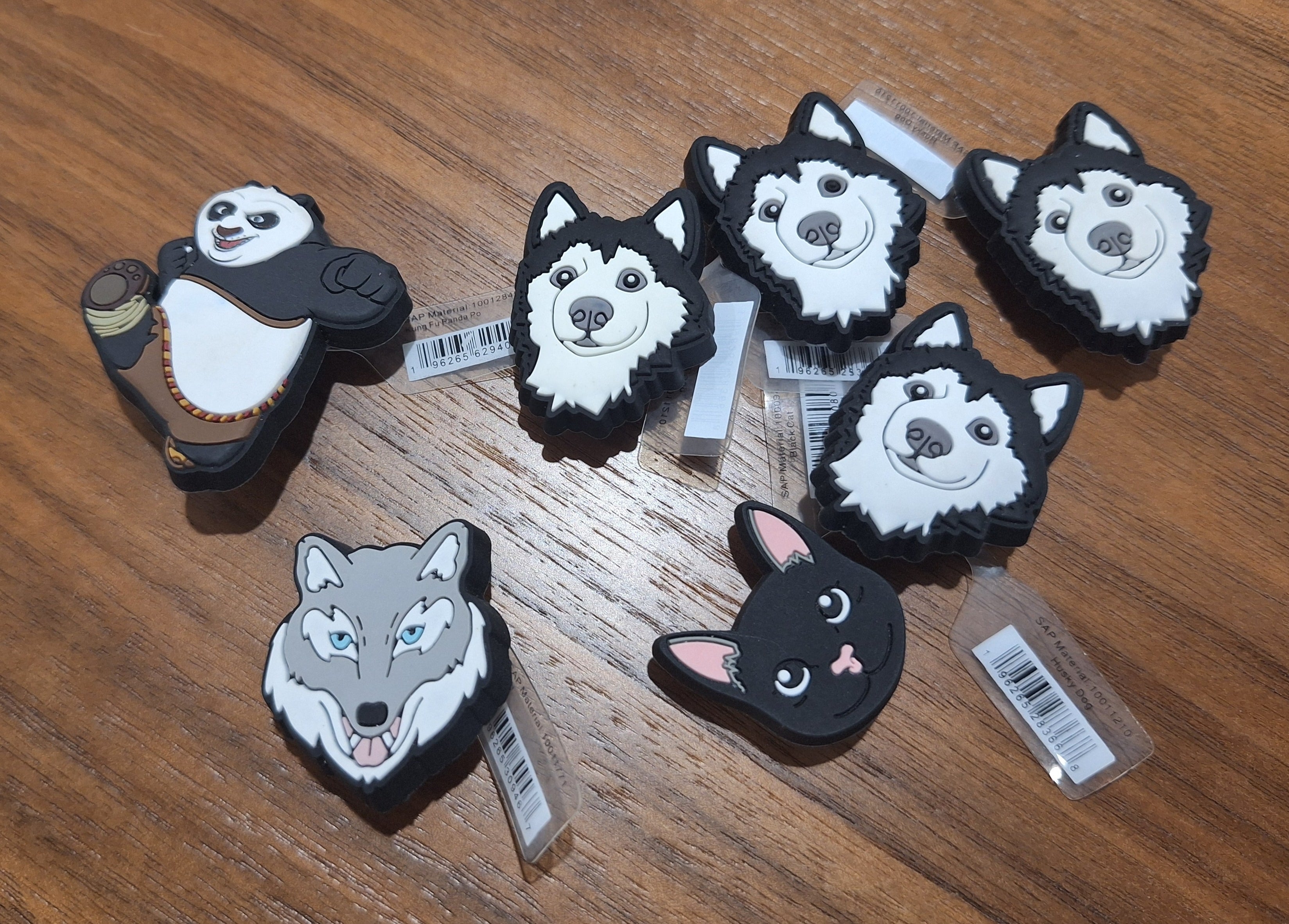 Croc badges - Image 3