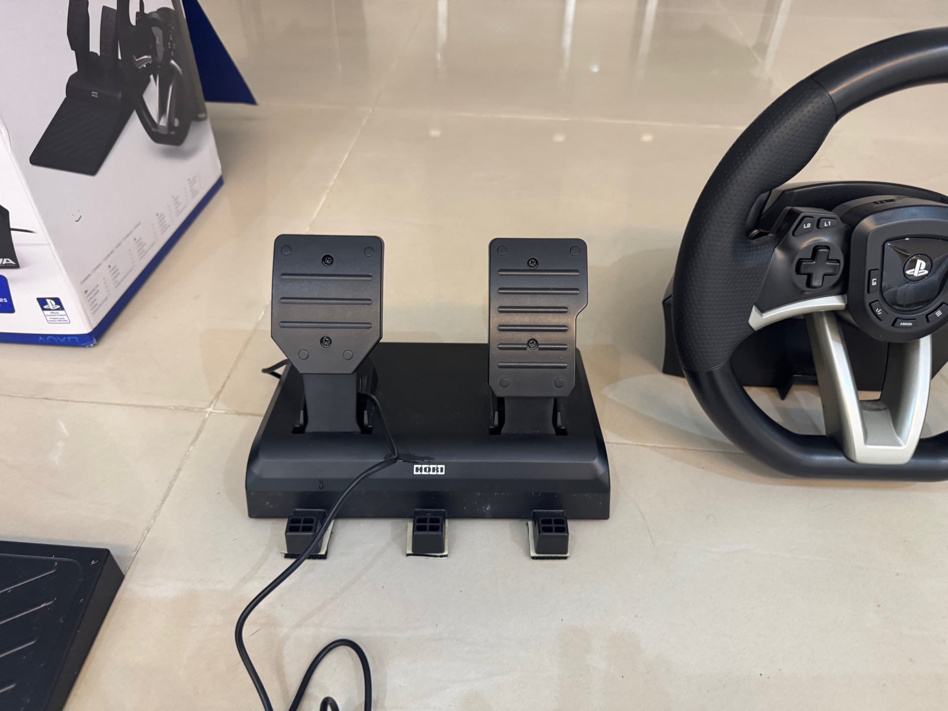 Steering wheel  - Image 4