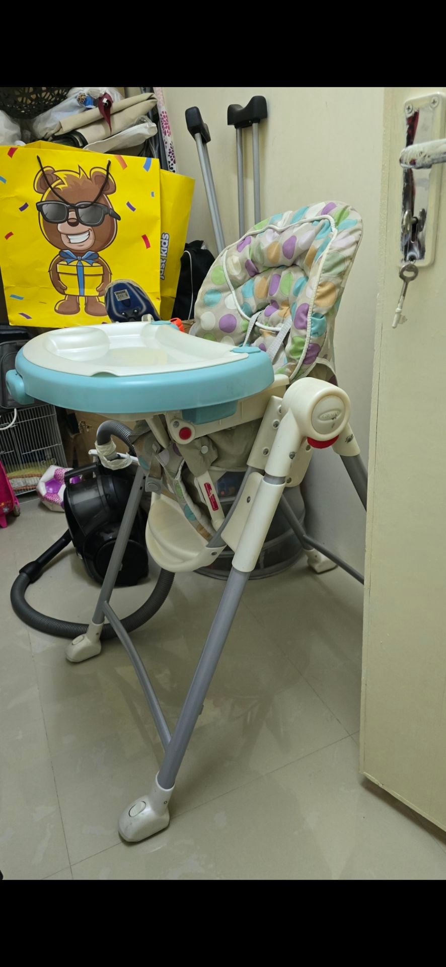 High chair and swing - Image 1