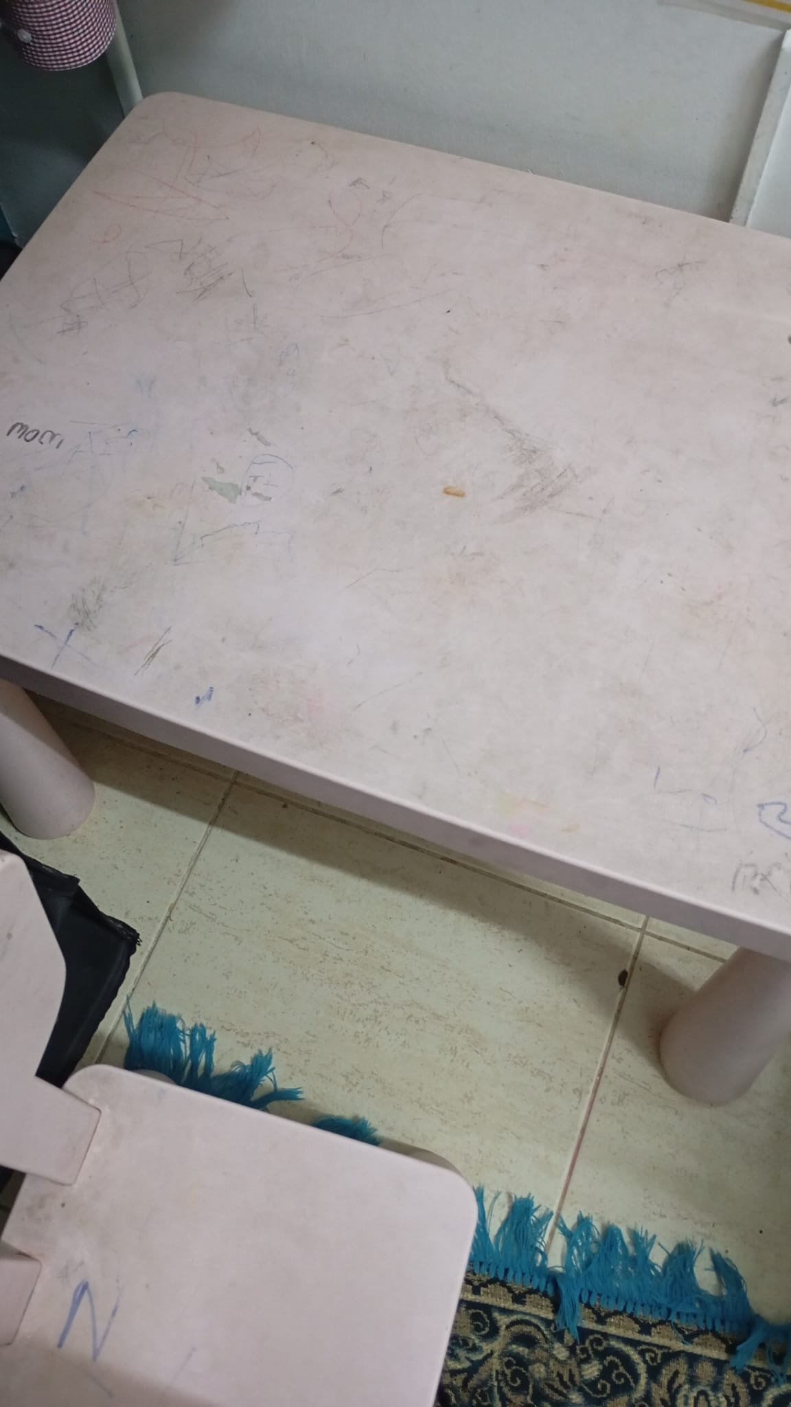 kids study table IKEA - Image 4