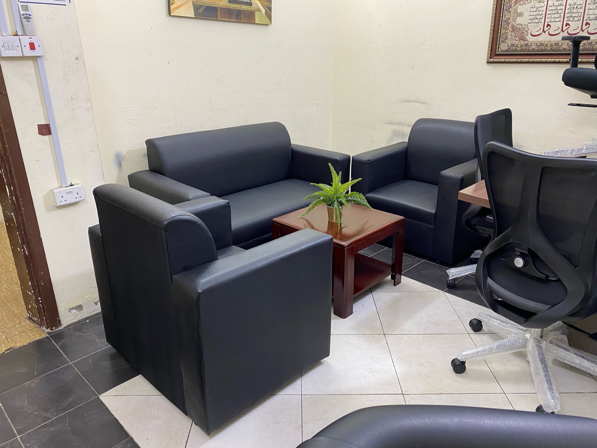 Used office furniture selling  - Image 3