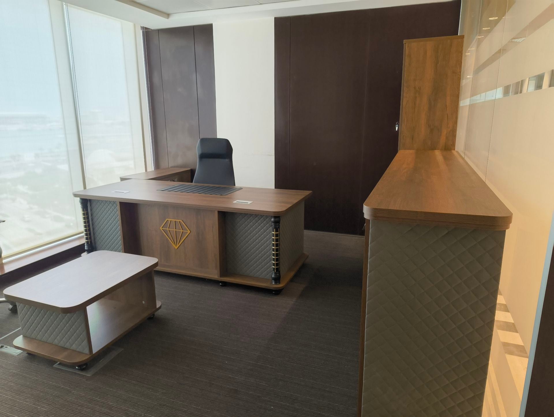Executive Manager Desk Set - Image 3