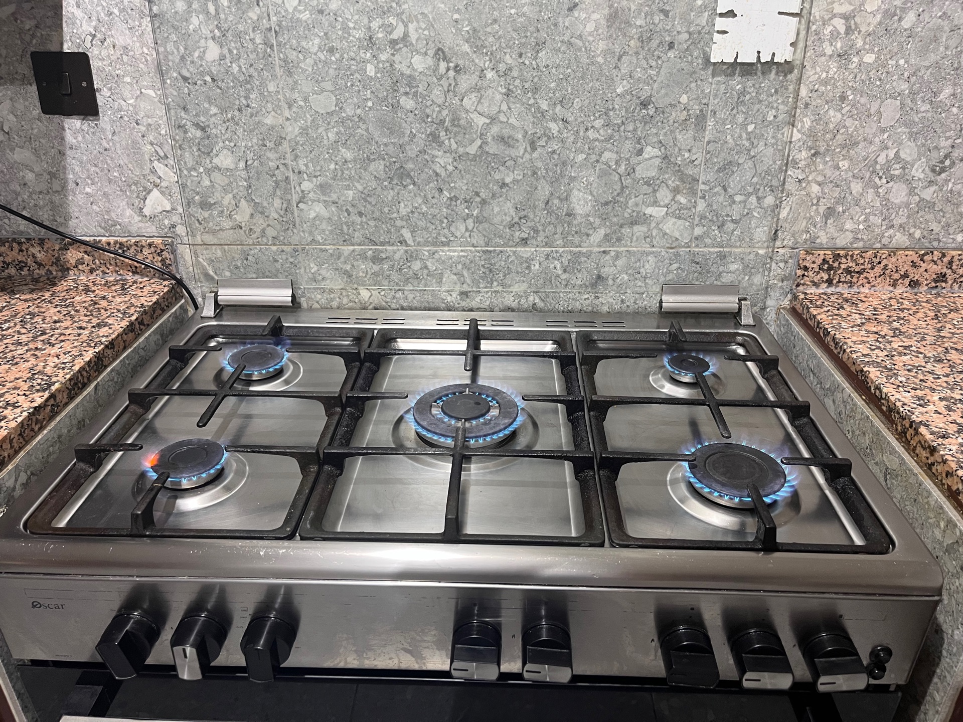 Italian 5 burner cooking range  - Image 2