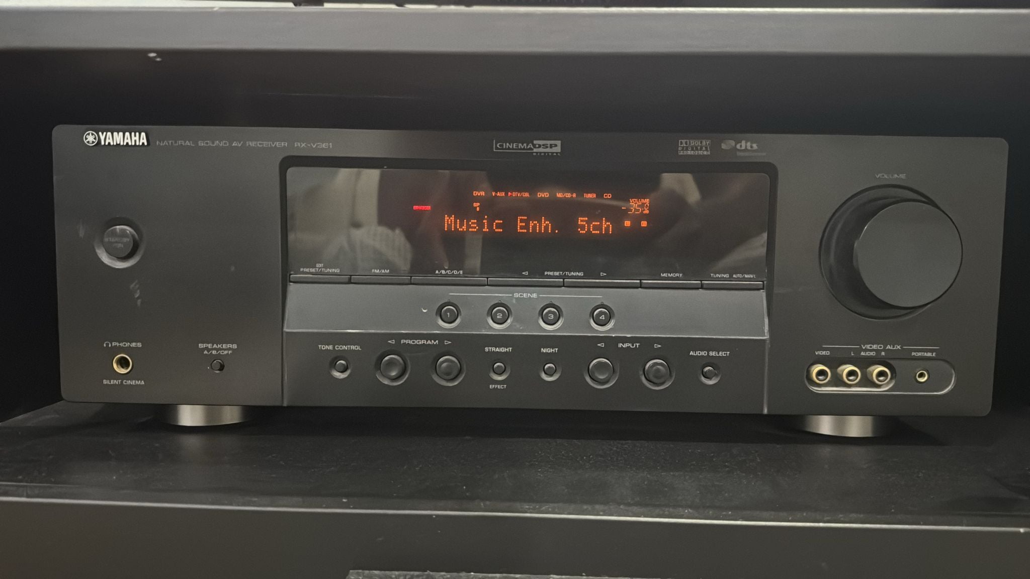 BOSE SPEAKER SYSTEM with YAMAHA Amplifier - Image 3