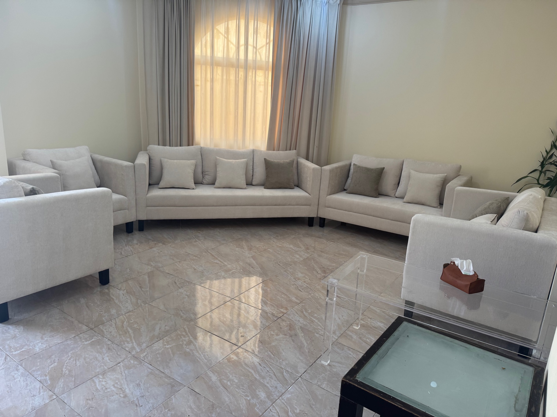 brand new majlis FOR sale 1 meter QR 500 - Image 2
