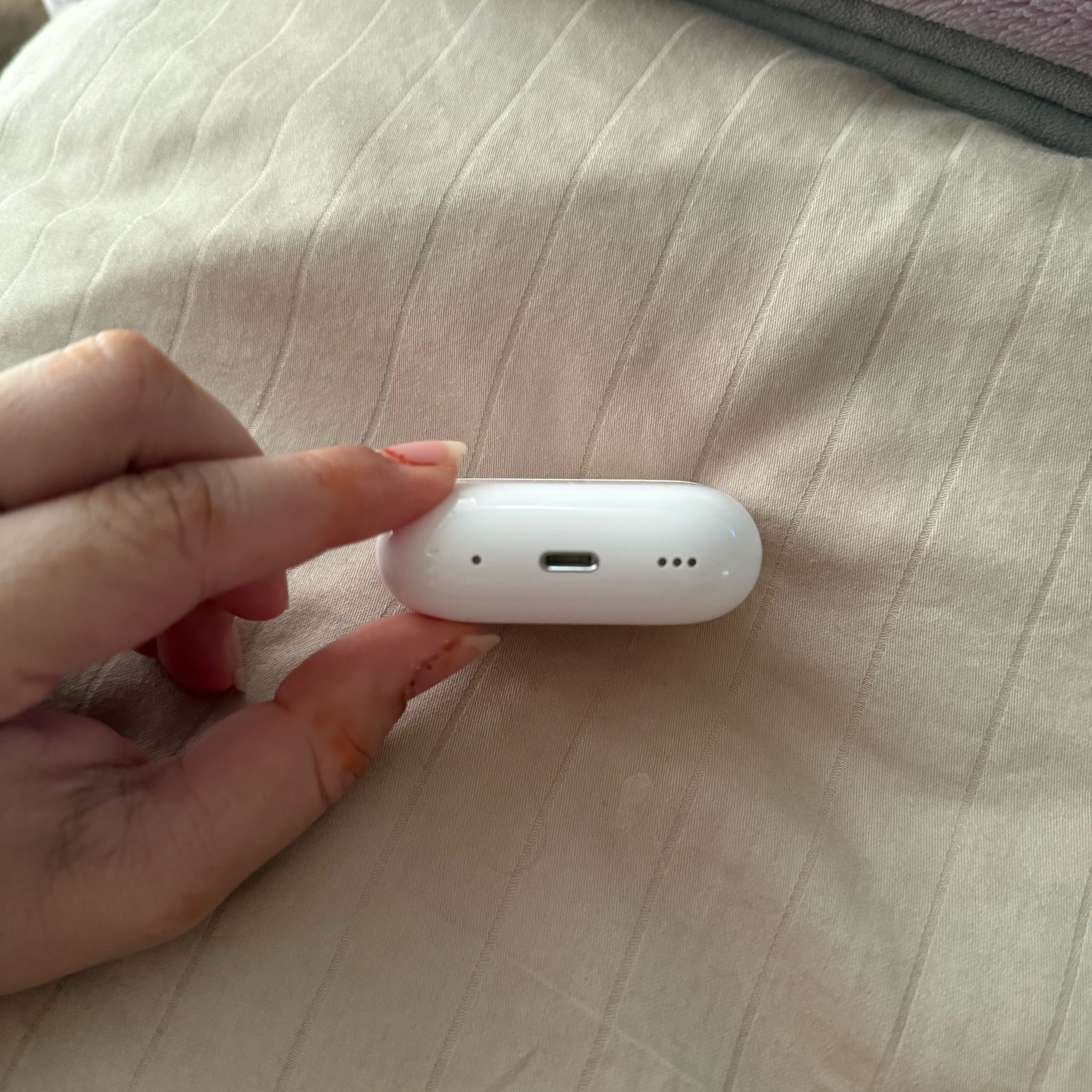 Apple Airpods 2nd Gen pro - Image 7