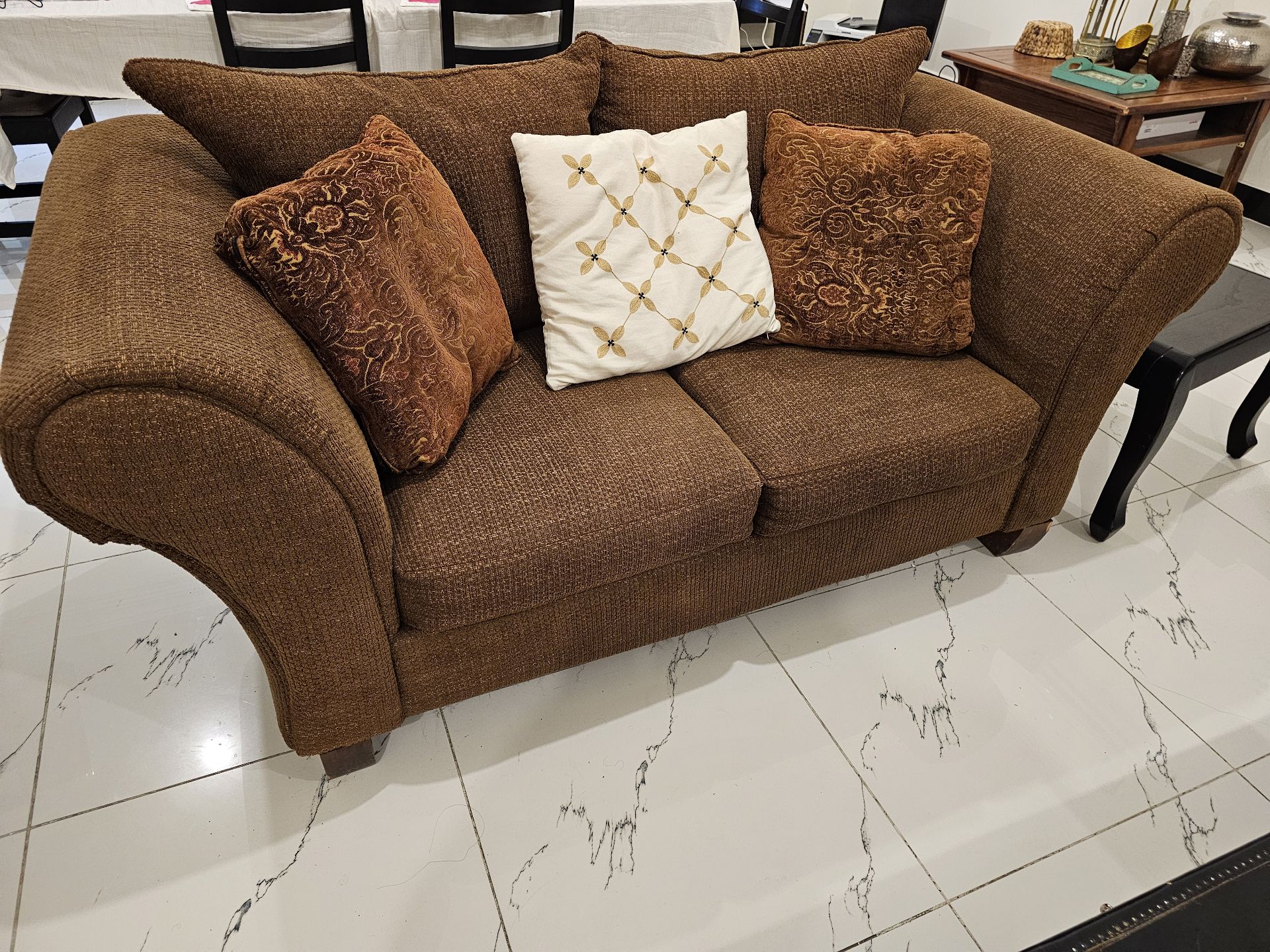 3+2+2 Fabric Sofa Imported - Image 2