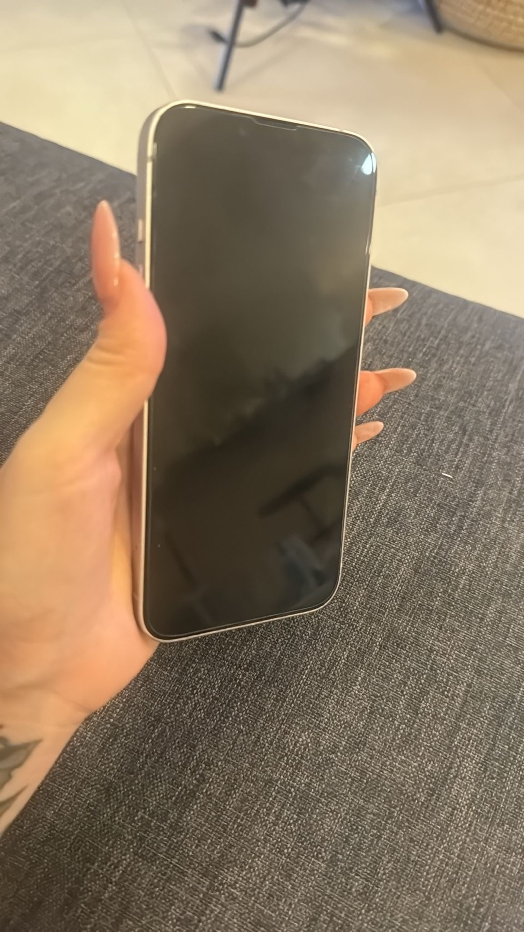 iPhone 14-256 gb - Image 3