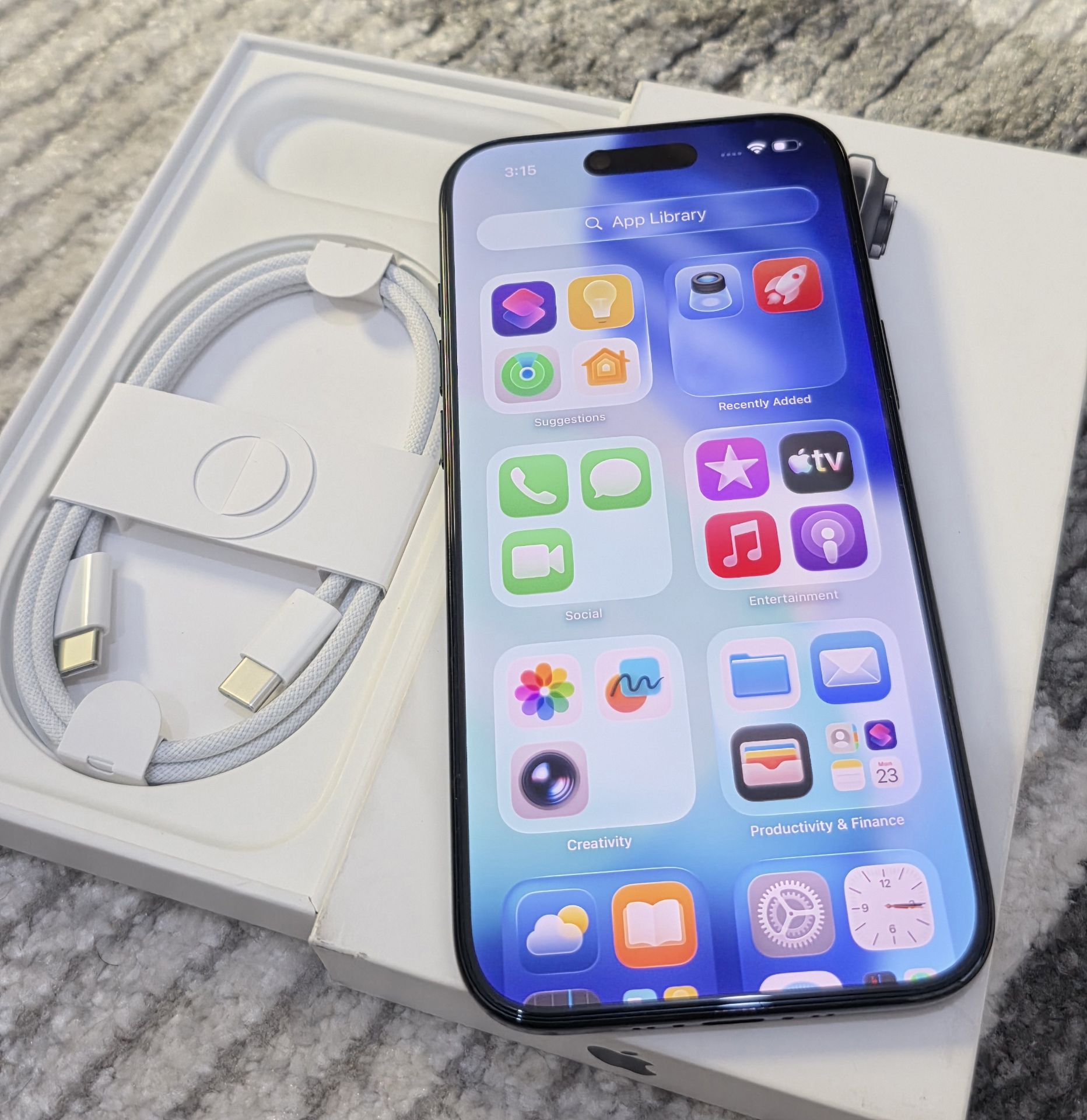 iPhone 17 Air 256Gb Gold & Black  - Image 6