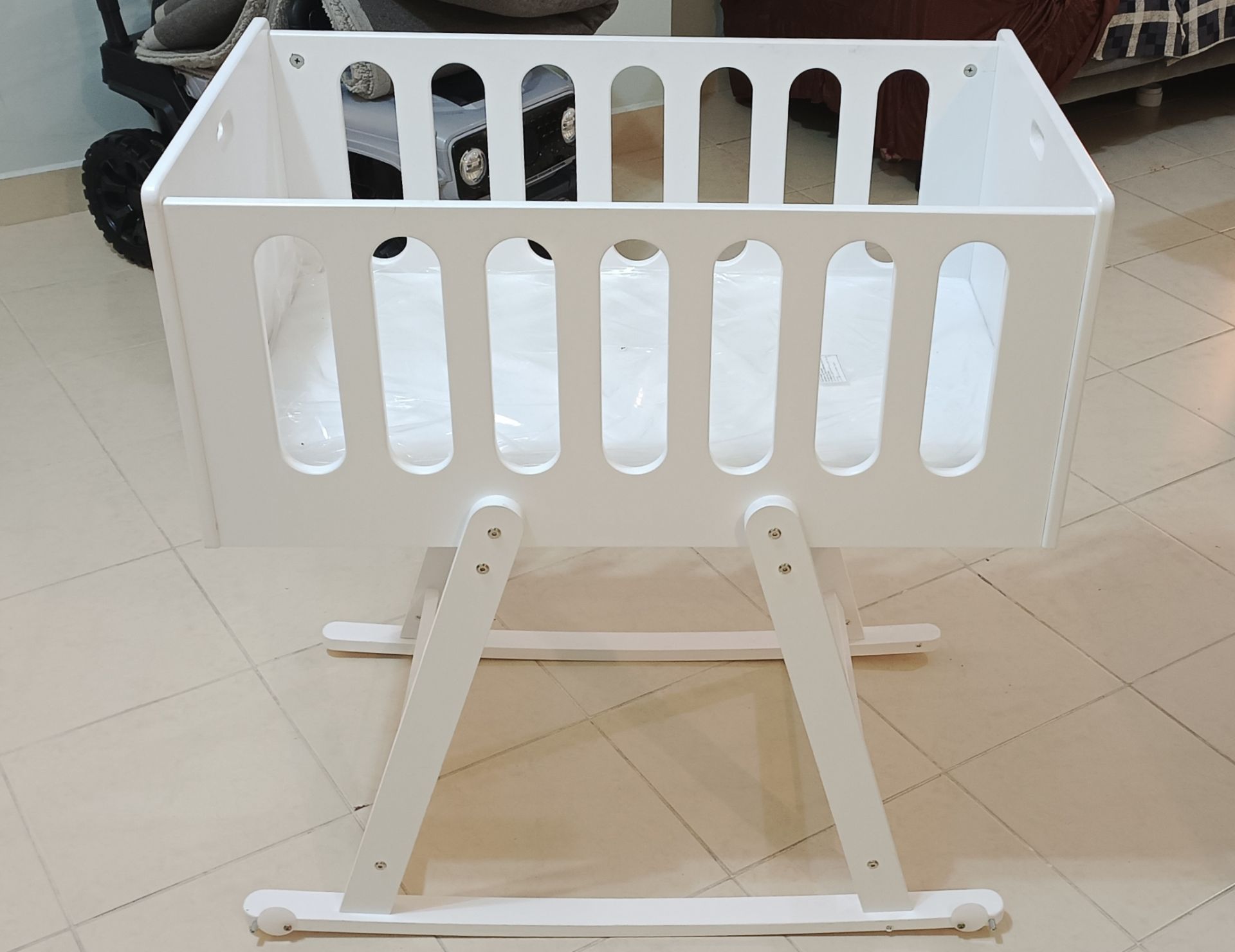 Home Center Clarke Rocker COT - Image 2