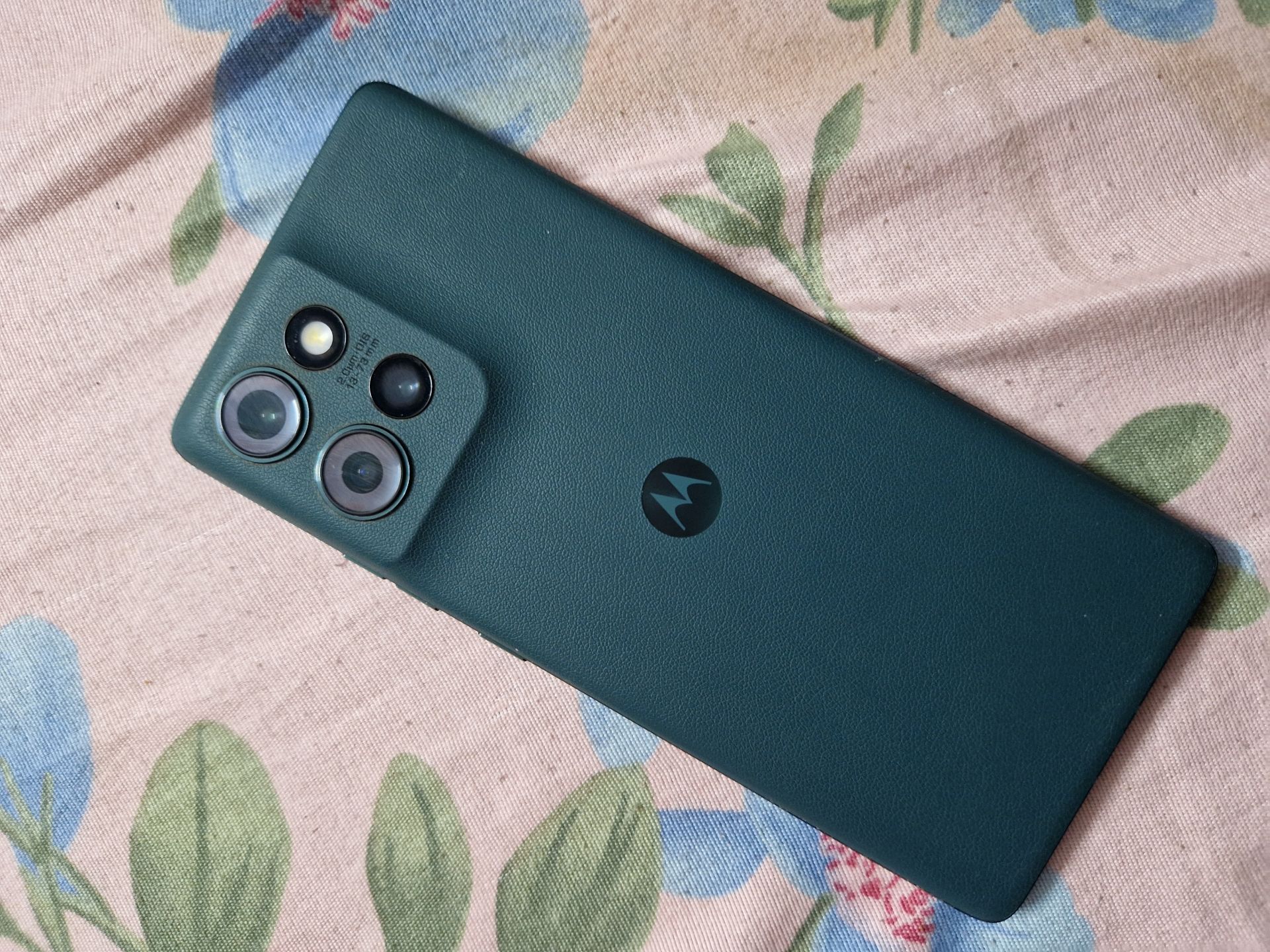 Moto edge 50 - Image 2