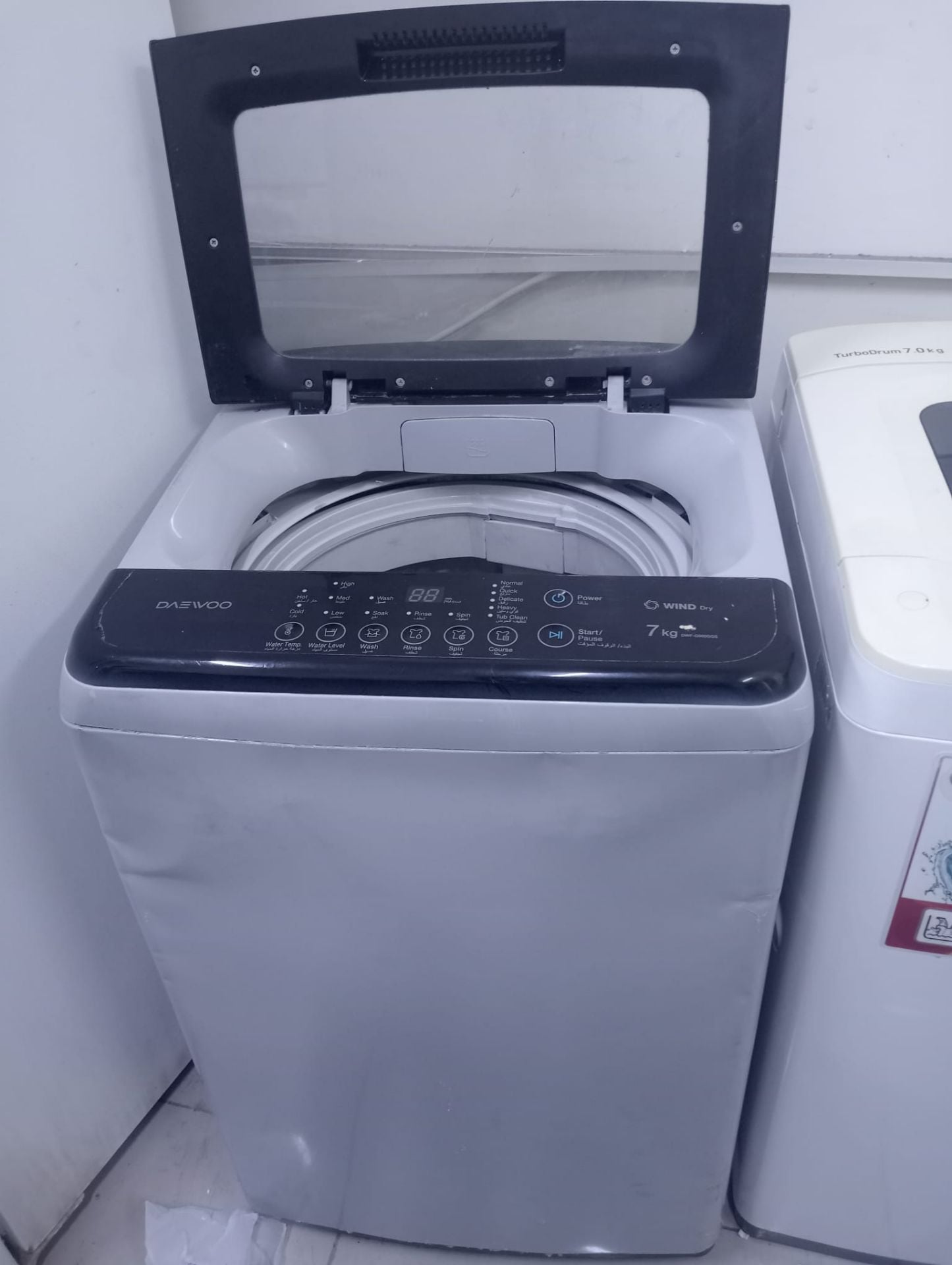ثلاجة Hisense للبيع بحالة جيدة - Image 3