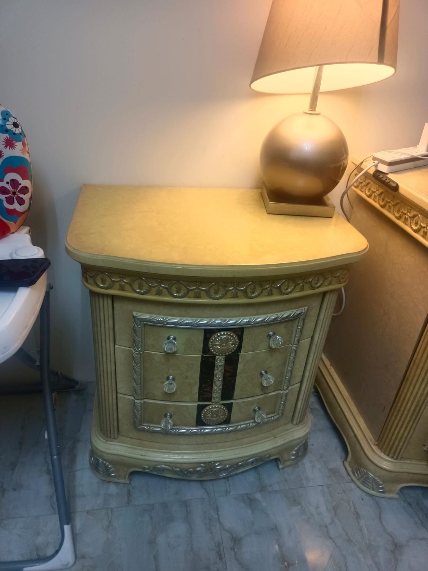 Room furniture set - Image 2