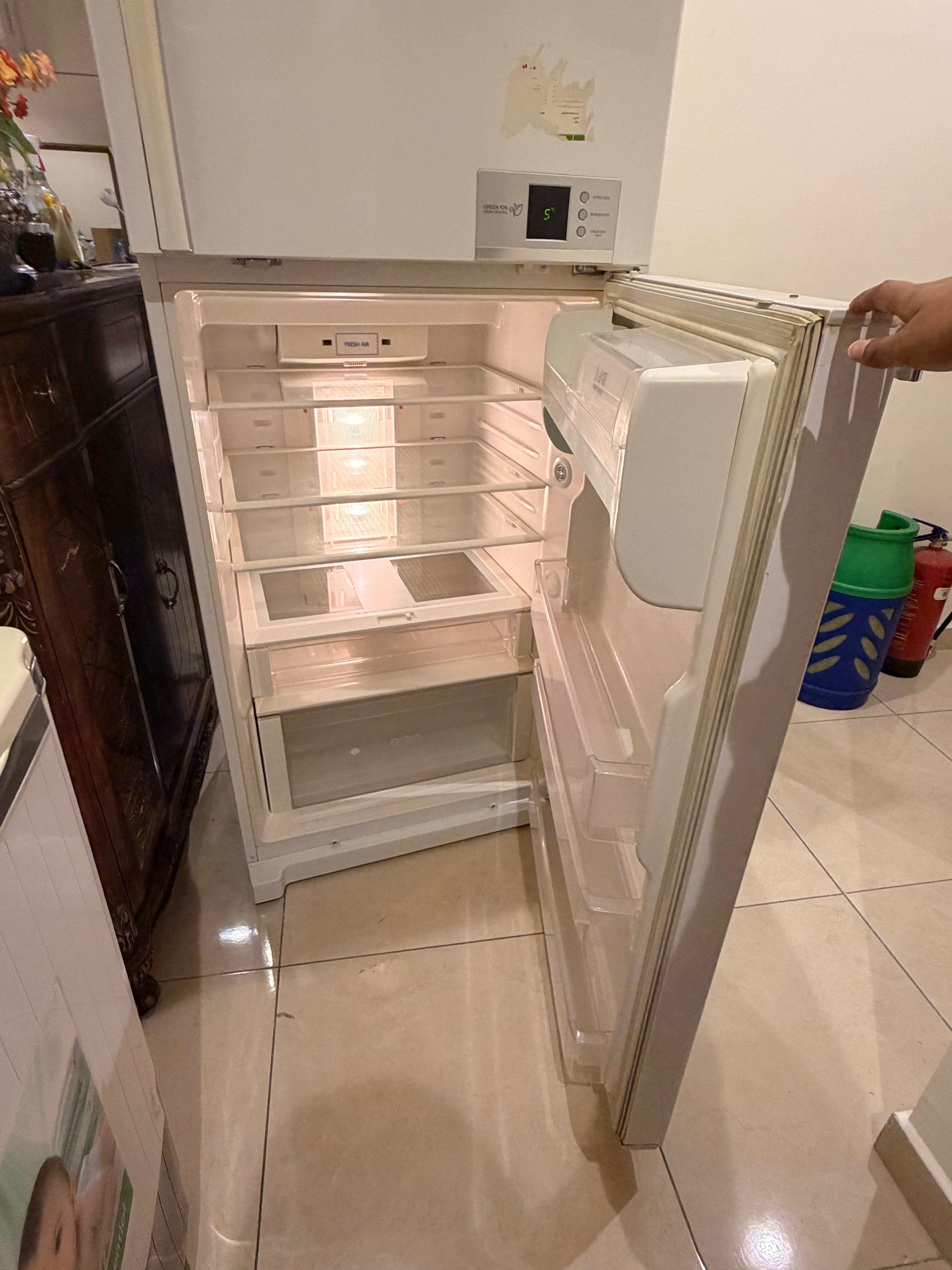 !!Quick sale!! LG Fridge - Image 3