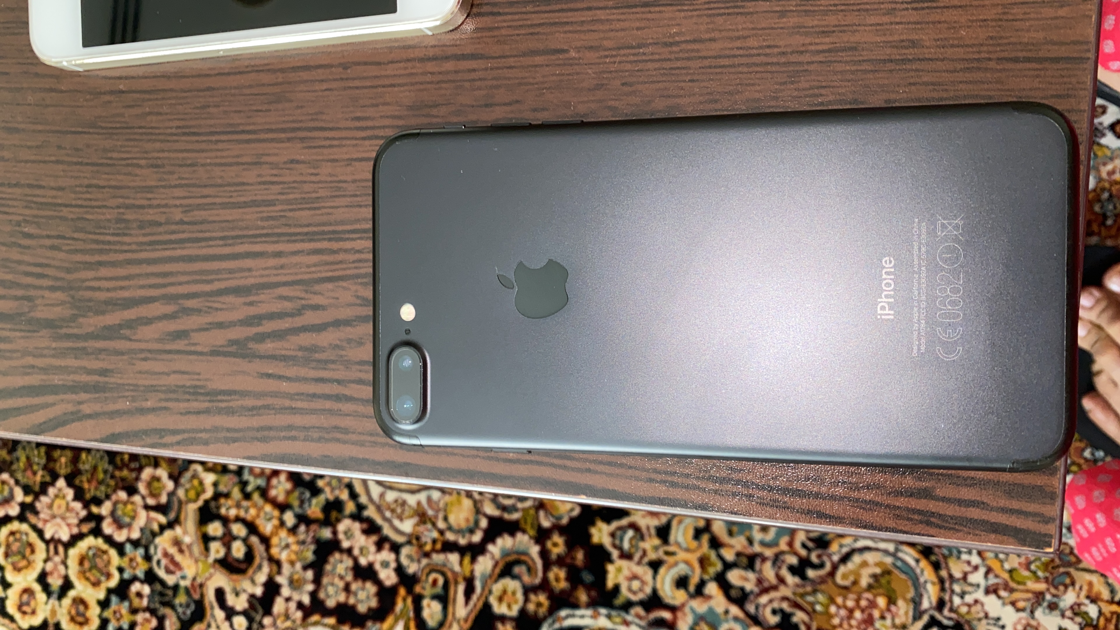 I phone 7 plus  - Image 4