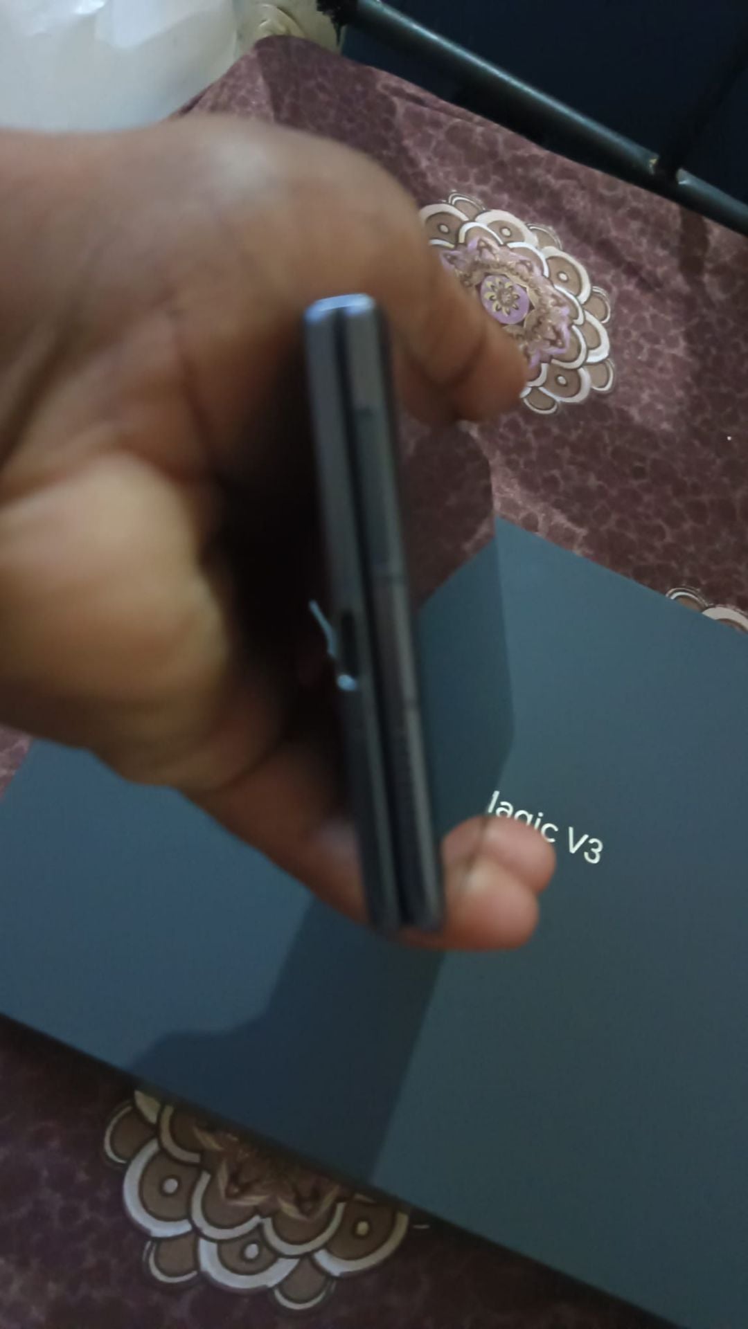 نفس حالة جديدة Honor Magic V3 16GB رام 512GB تخزين مع إكسسوارات - Image 8