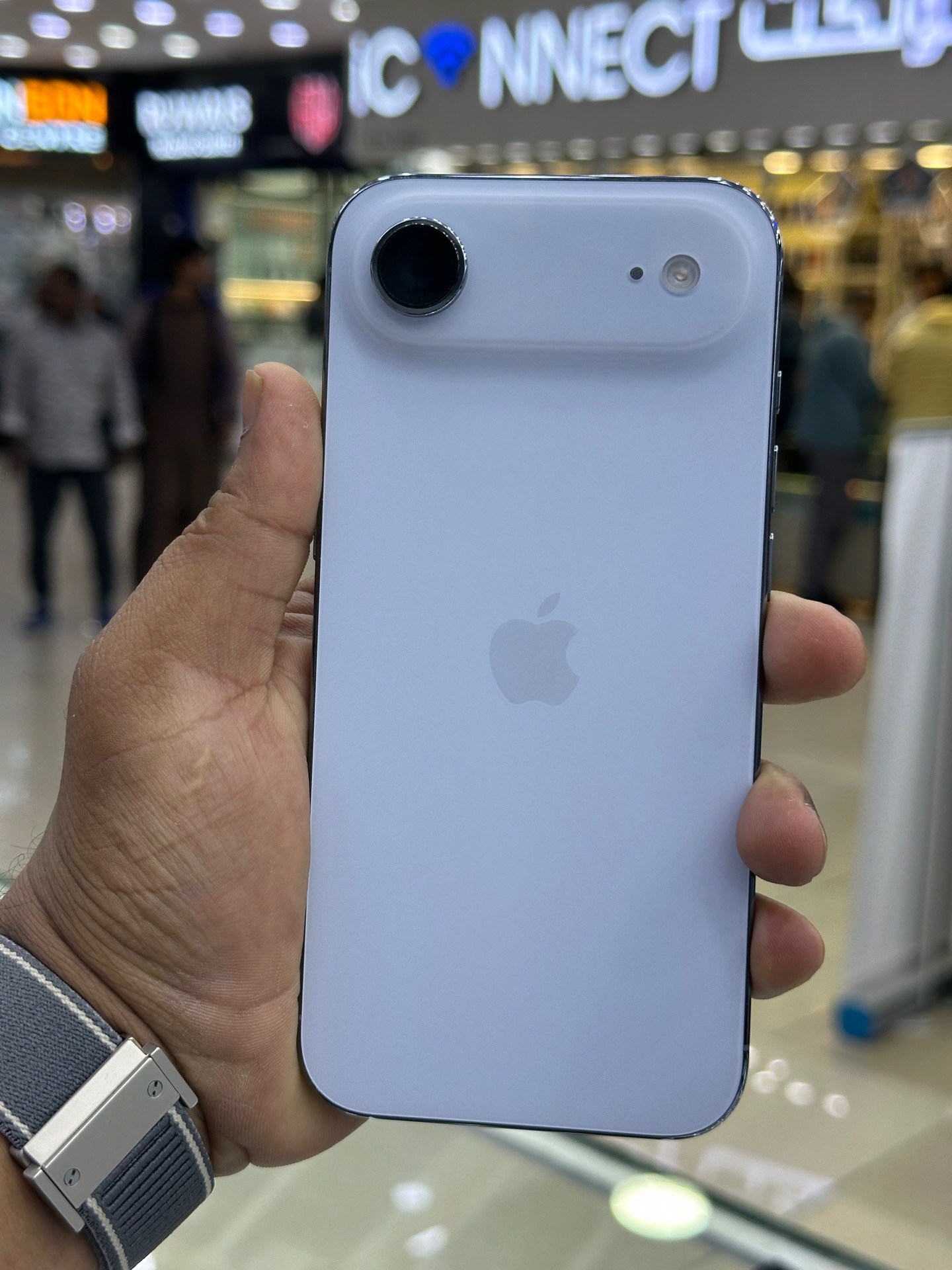 iPhone 17 Air - Image 2
