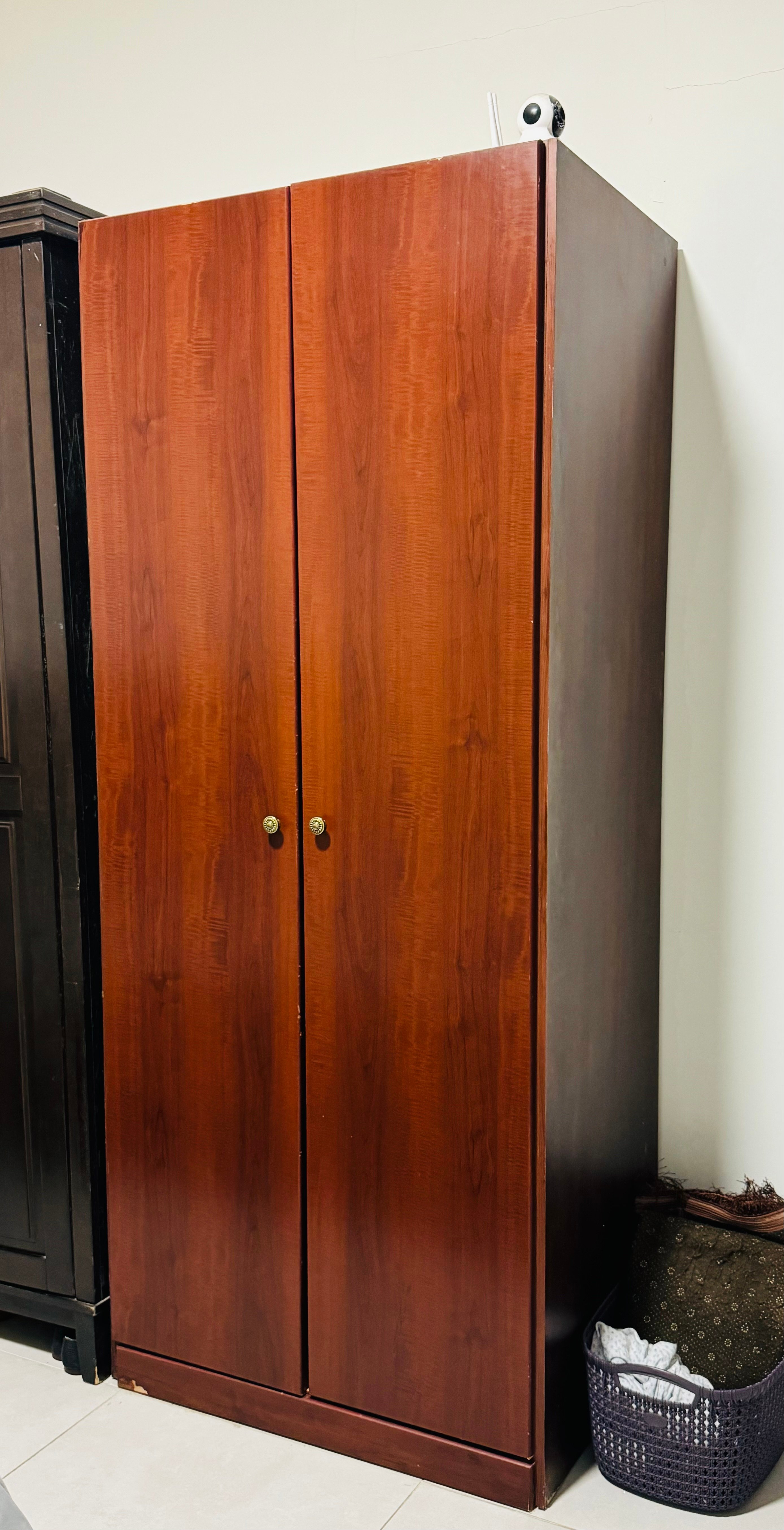 Nice Wardrobe - Image 1