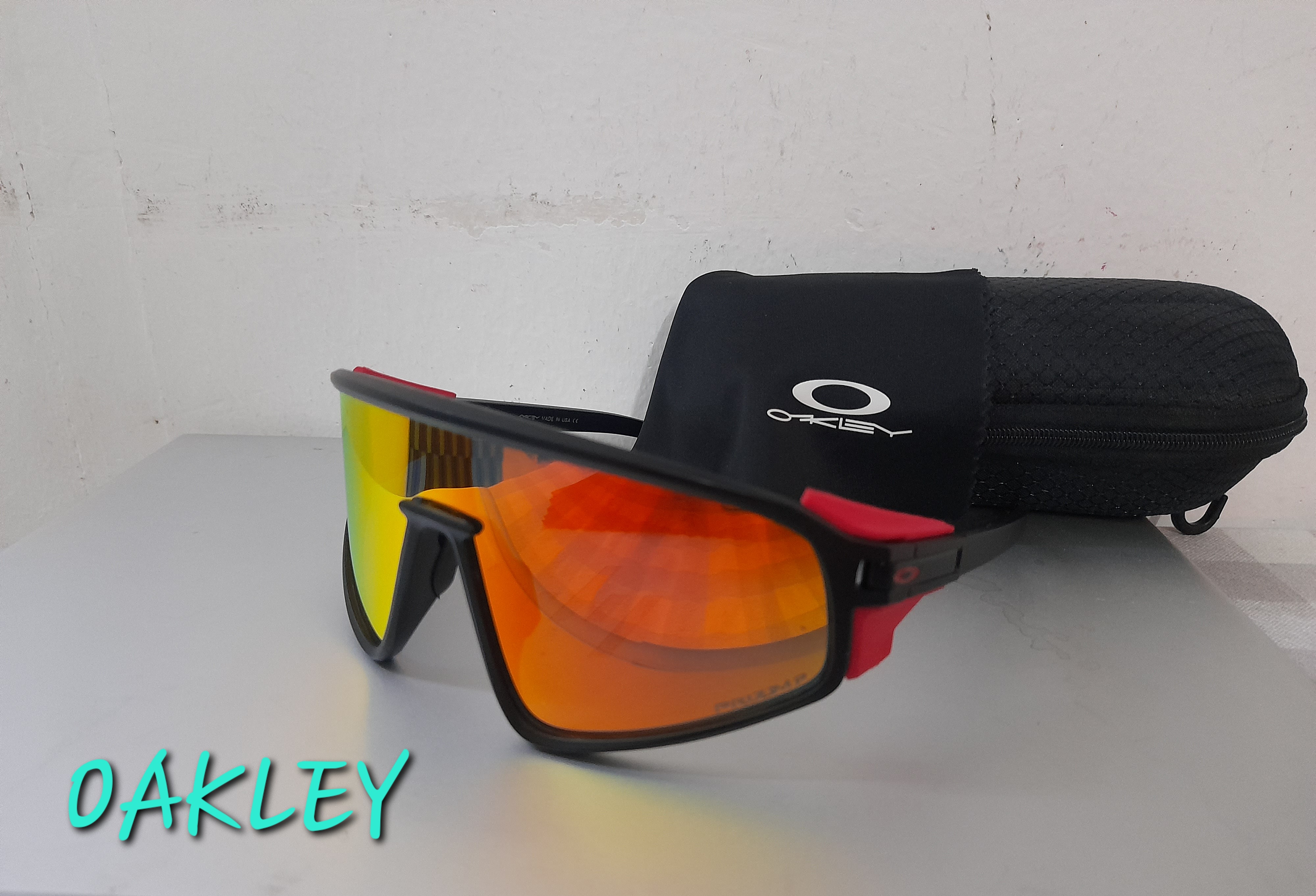 "OAKLEY" SPORTS GLASSES - Image 9