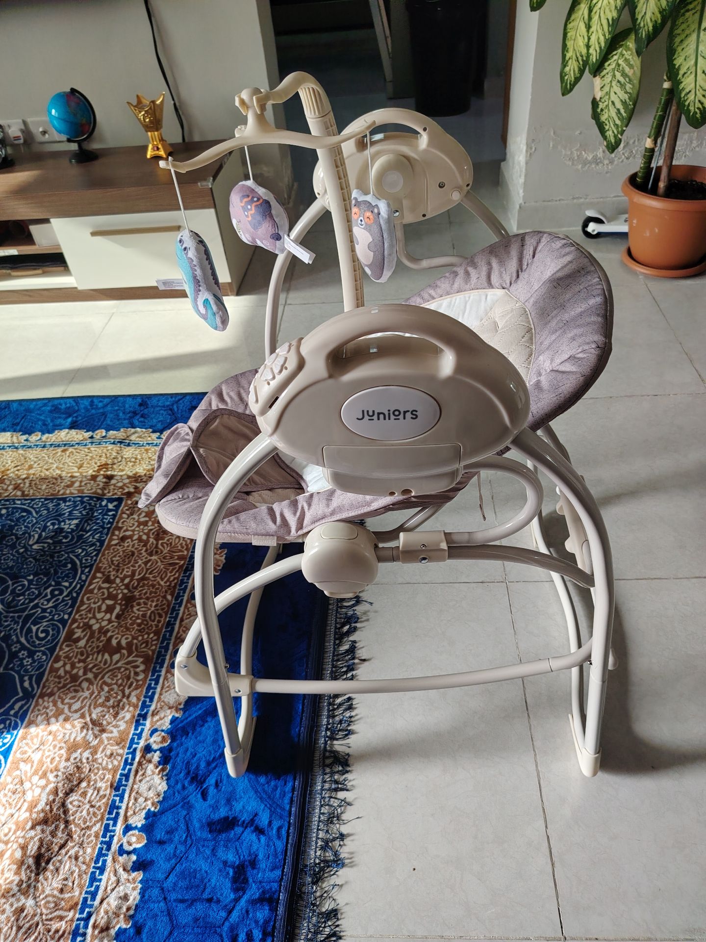 Juniors Baby Swing/Cradle - Image 4