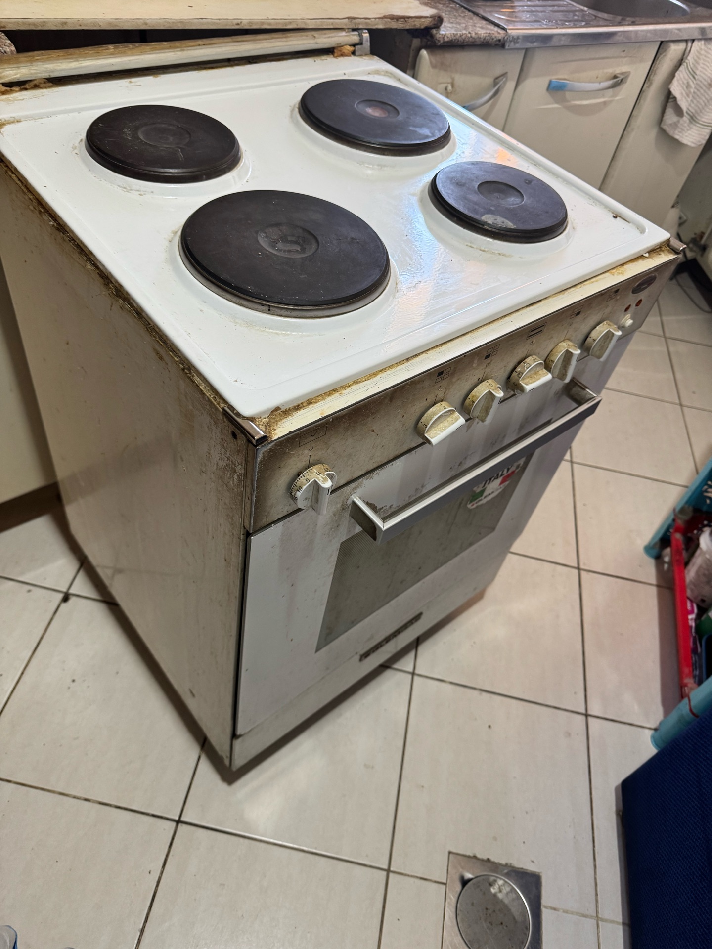 House hold items  - Image 4