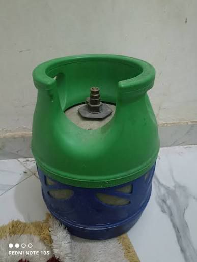 Small Cylinder  - Image 2