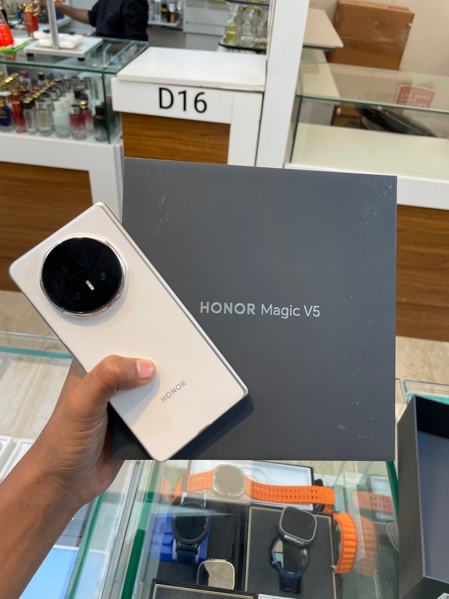 HONOR Magic V5 - Image 8