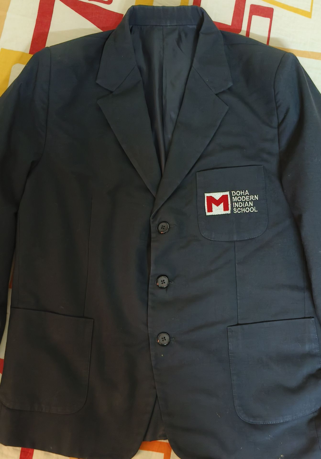 DMIS SCHOOL BLAZER SIZE 32 - Image 2