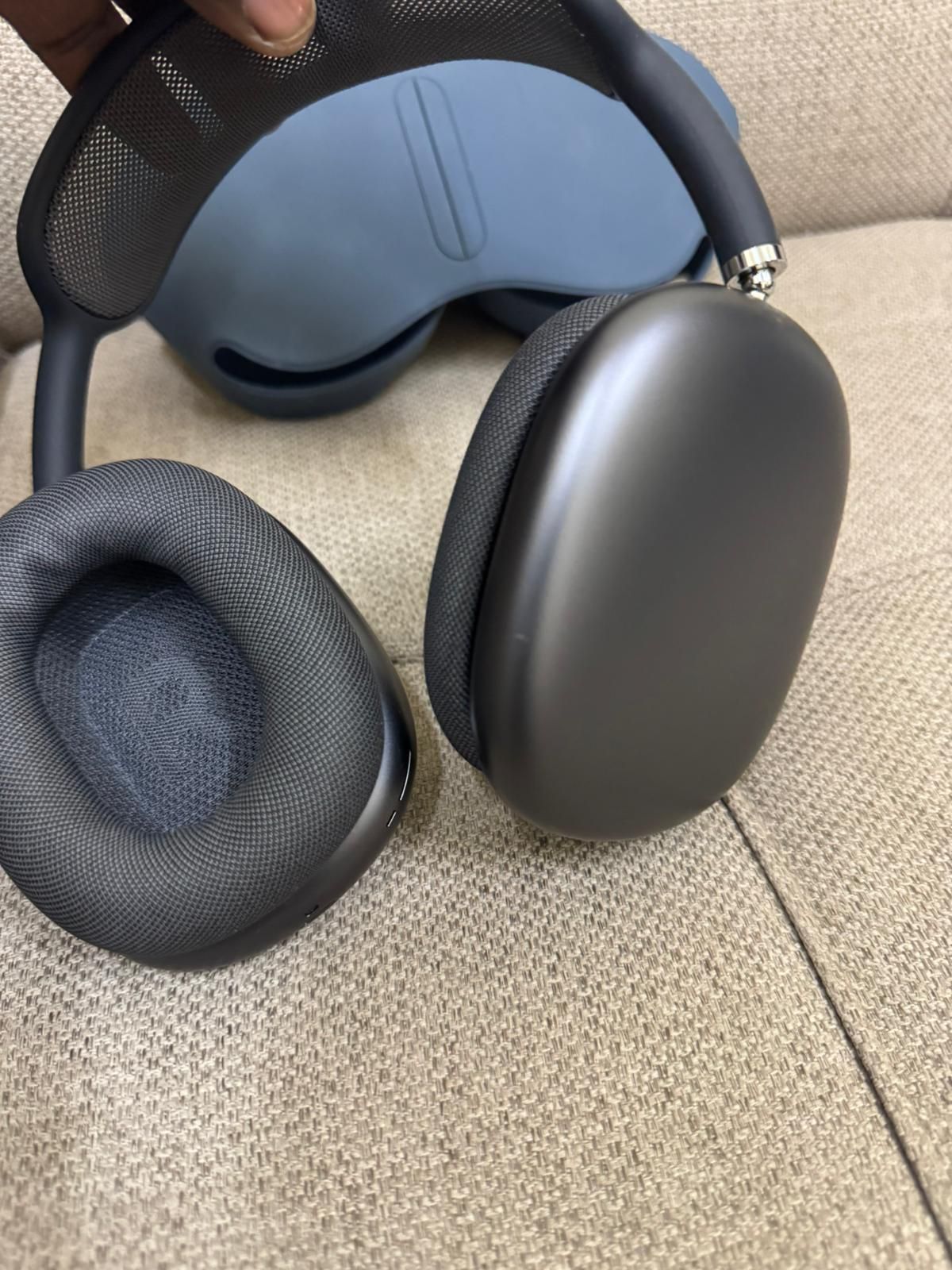 Apple Airpods max - Image 4