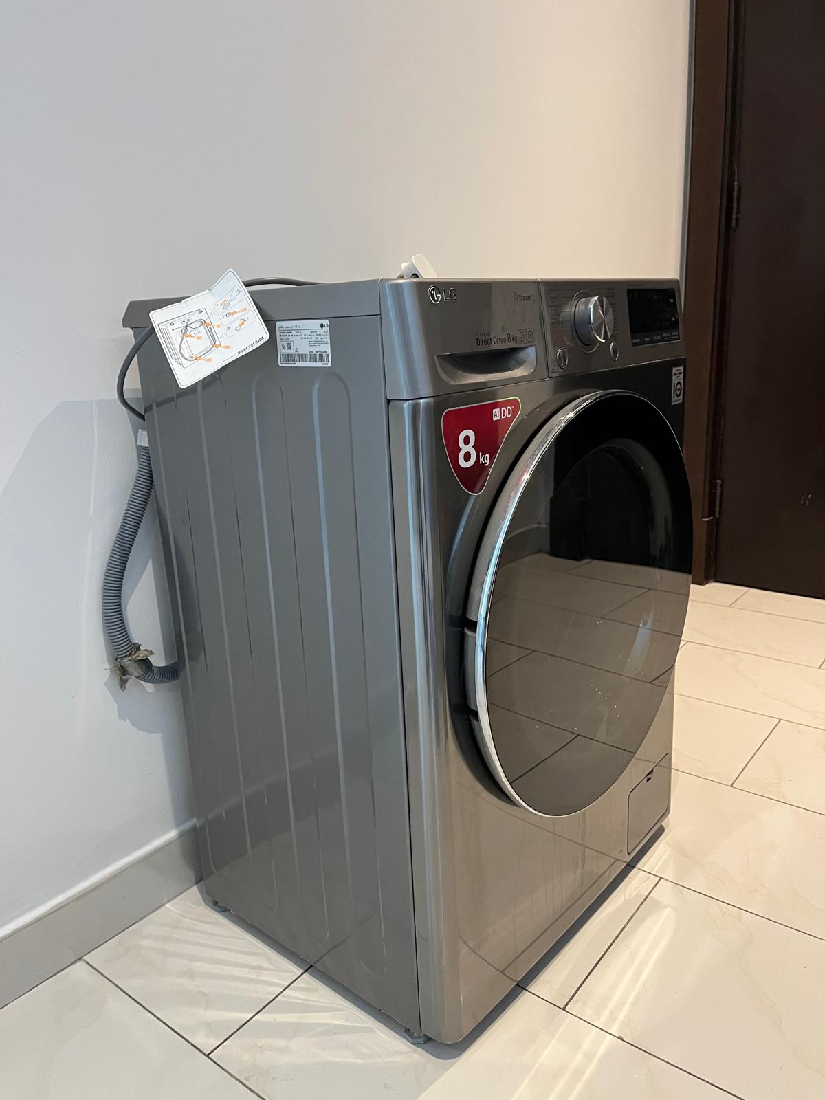 LG WASHING MACHINE 8KG - Image 2