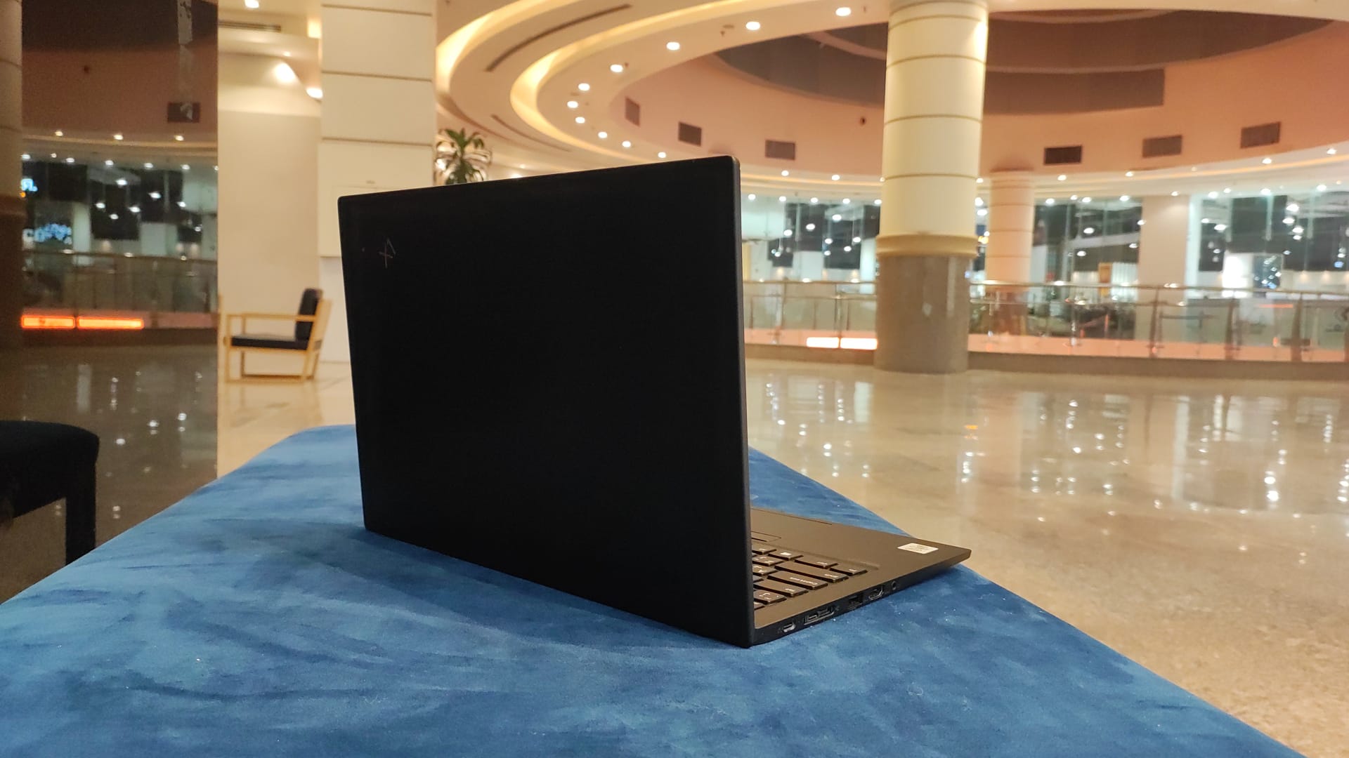 Lenovo X1 Carbon GEN 8, 14" FHD,  - Image 3