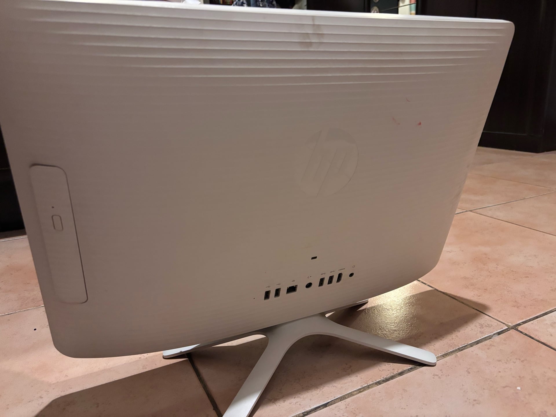HP All-in-One Desktop 22” | Touchscreen | i3 | Windows 10 ✅ - Image 3
