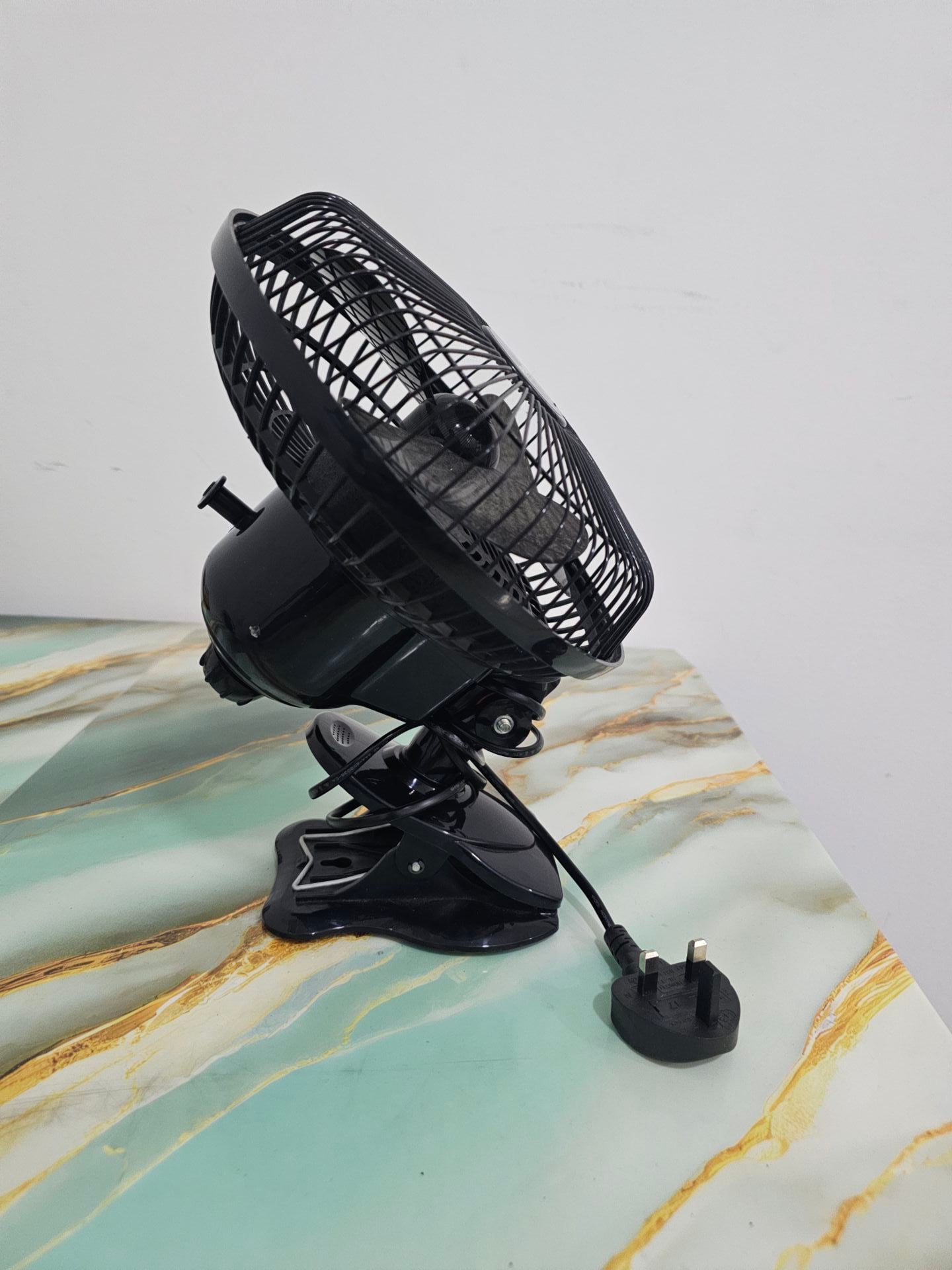 Table Fan Direct plug  - Image 3