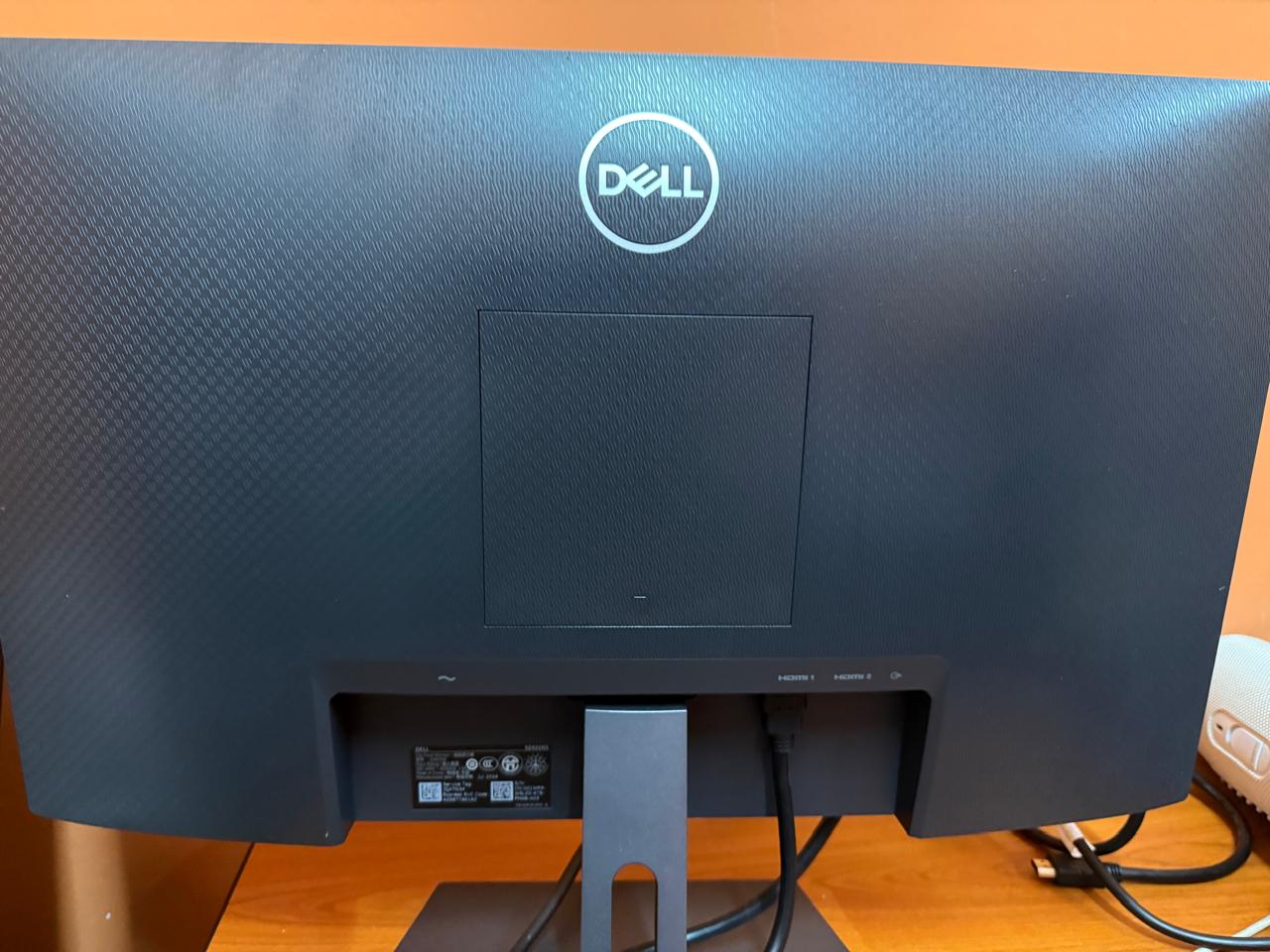 Dell P2421 Monitor for sale in excellent condition - Image 8