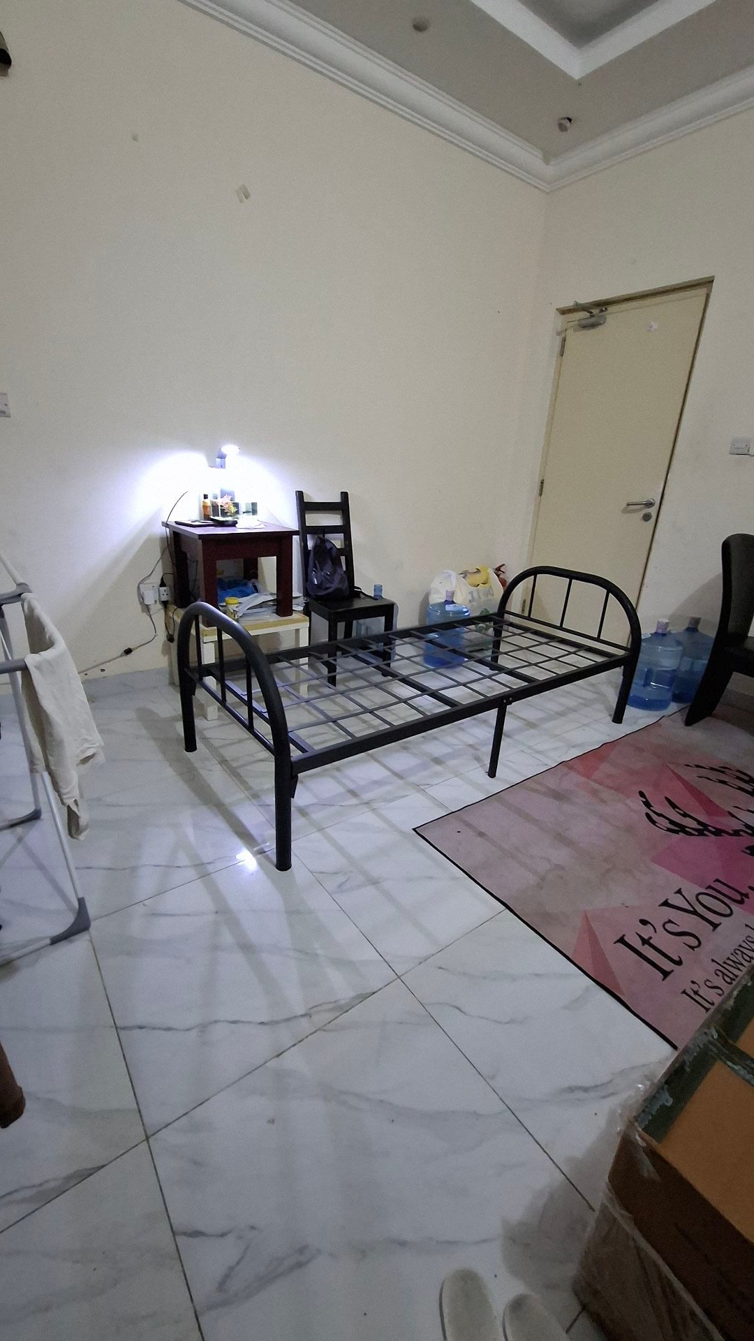 سرير حديد عالي الجودة بحالة جديدة - Image 7