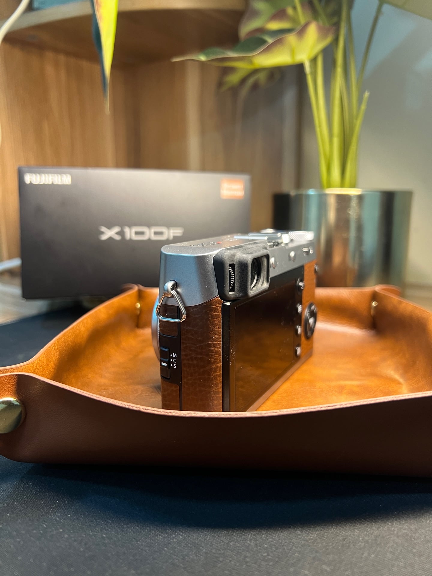 Fujifilm X100F – Near Mint Condition | Low Shutter Count | Full Box - Image 3