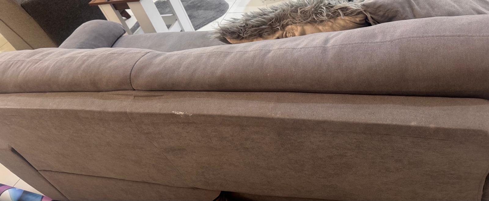Three seater sofa in a nice condition - Image 3